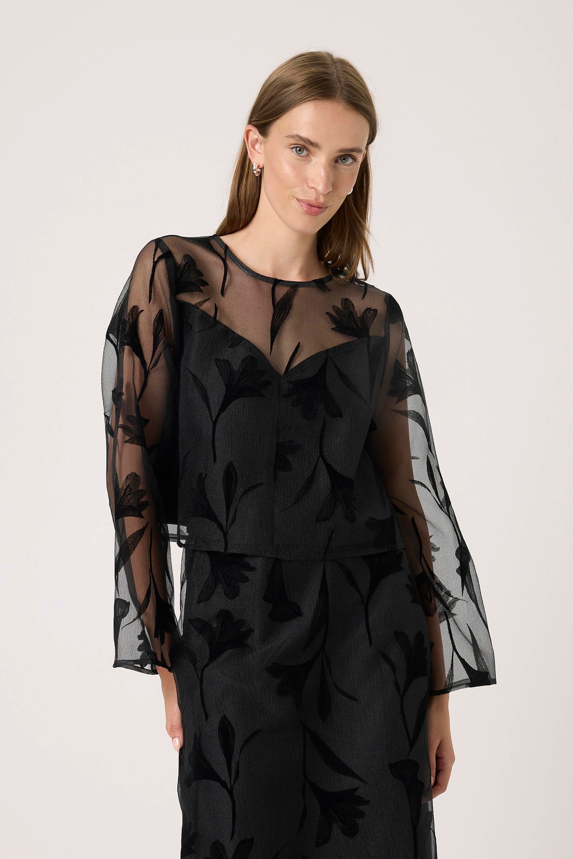 SLPhilomena Bluse LOOKBOOK FRONT 30408734-194008
