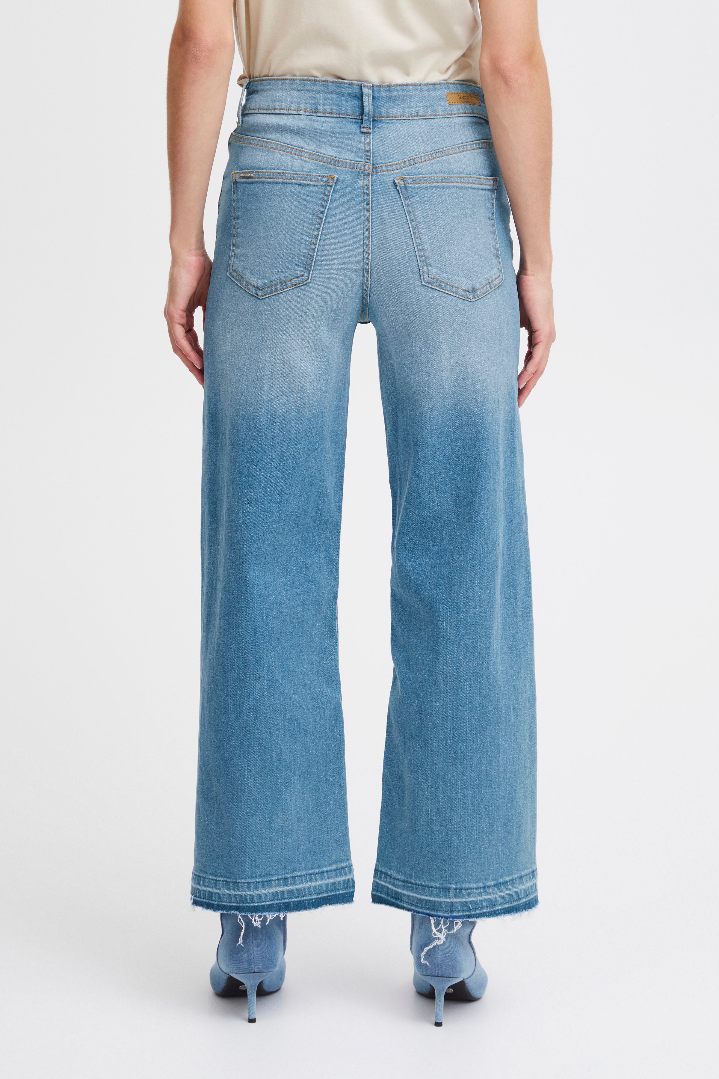 BYKATO Jeans LOOKBOOK FRONT 20814511-200460