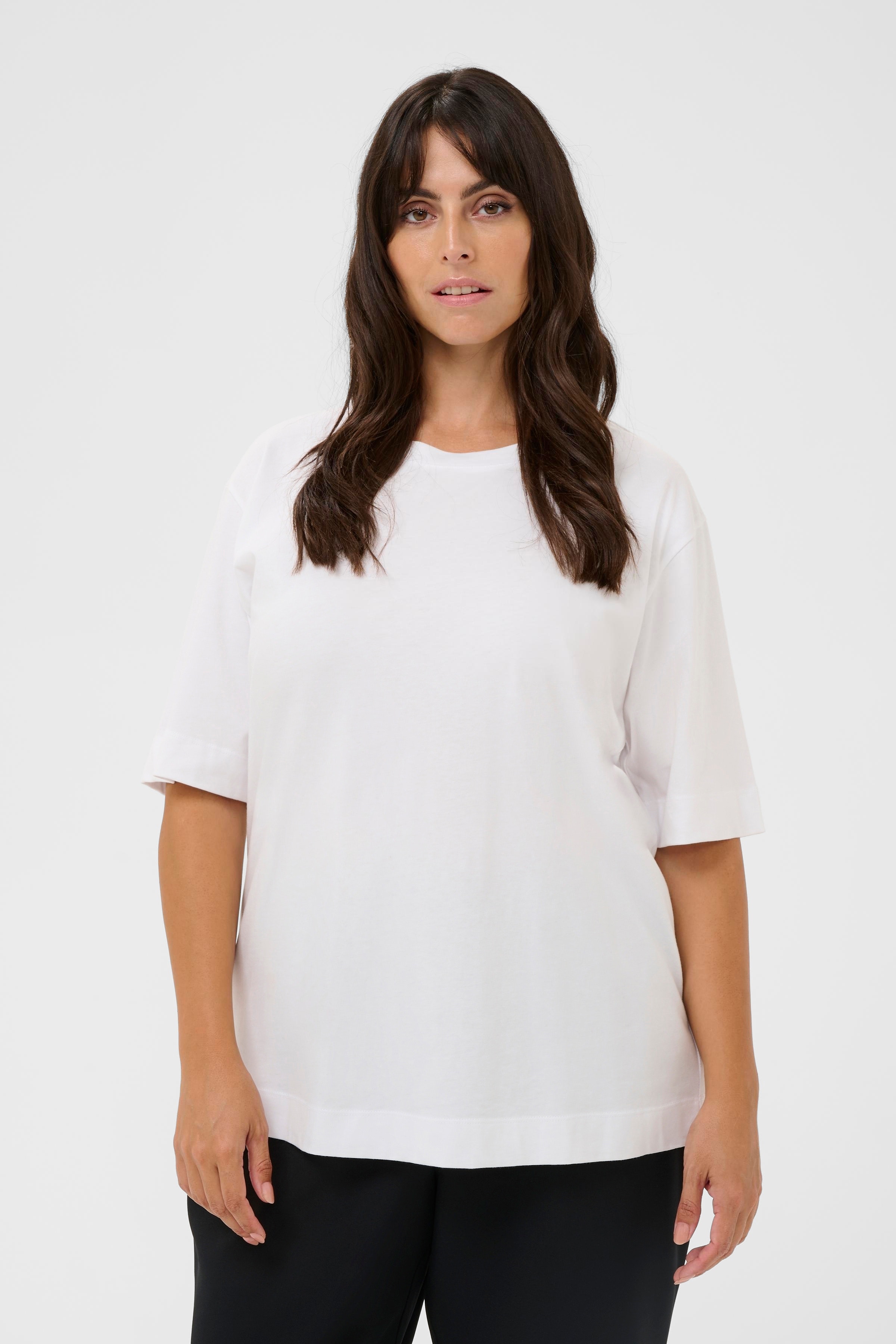 KCmina T-shirt LOOKBOOK FRONT 10583008-110601