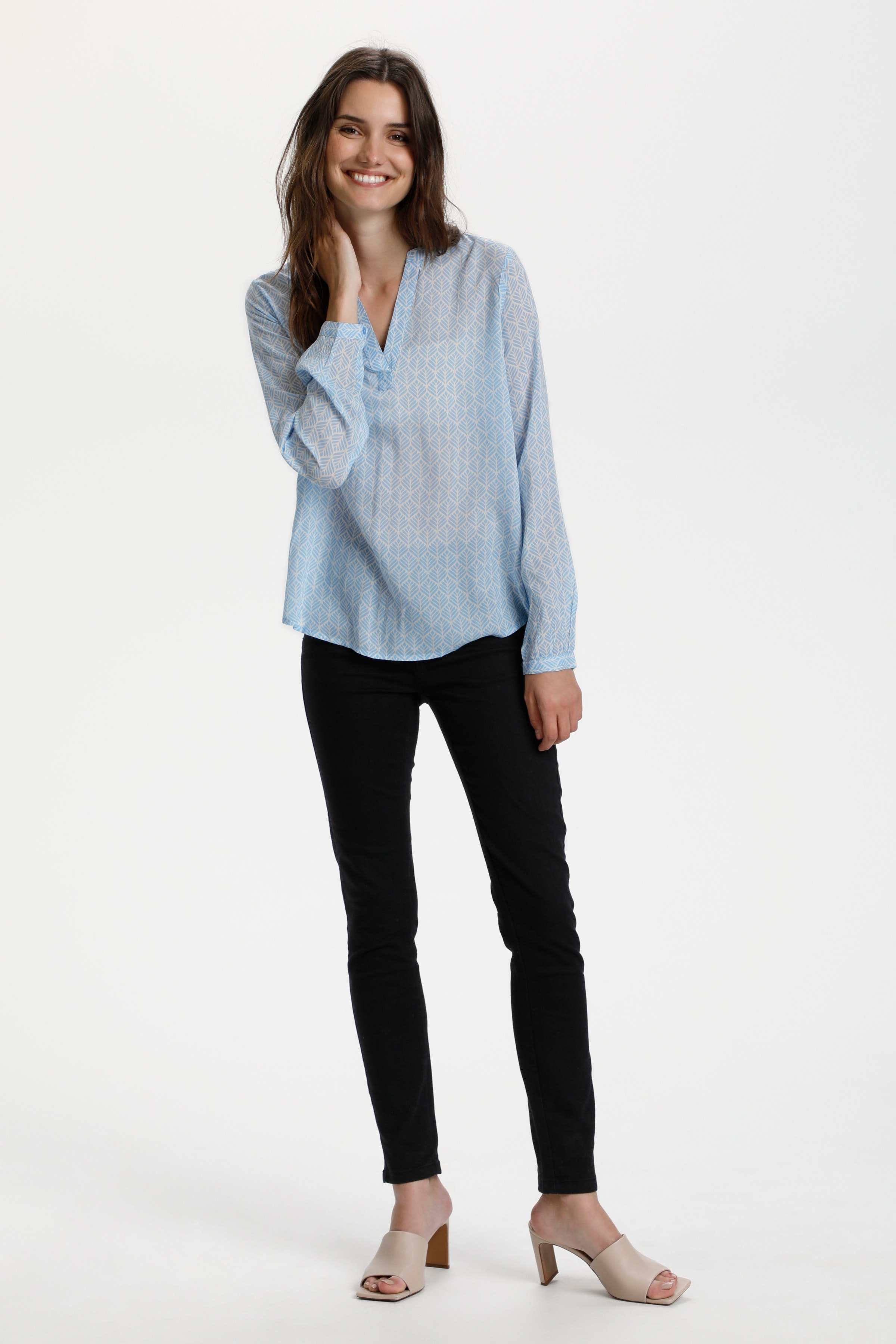 KAfana Blouse LOOKBOOK FRONT 10505475-101312