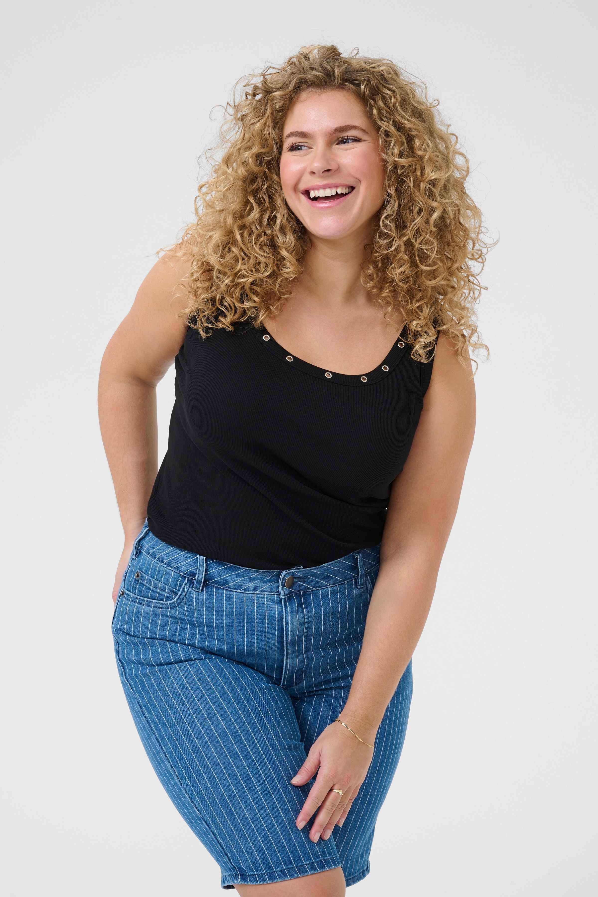 KCcarina Top LOOKBOOK FRONT 10583732-100121