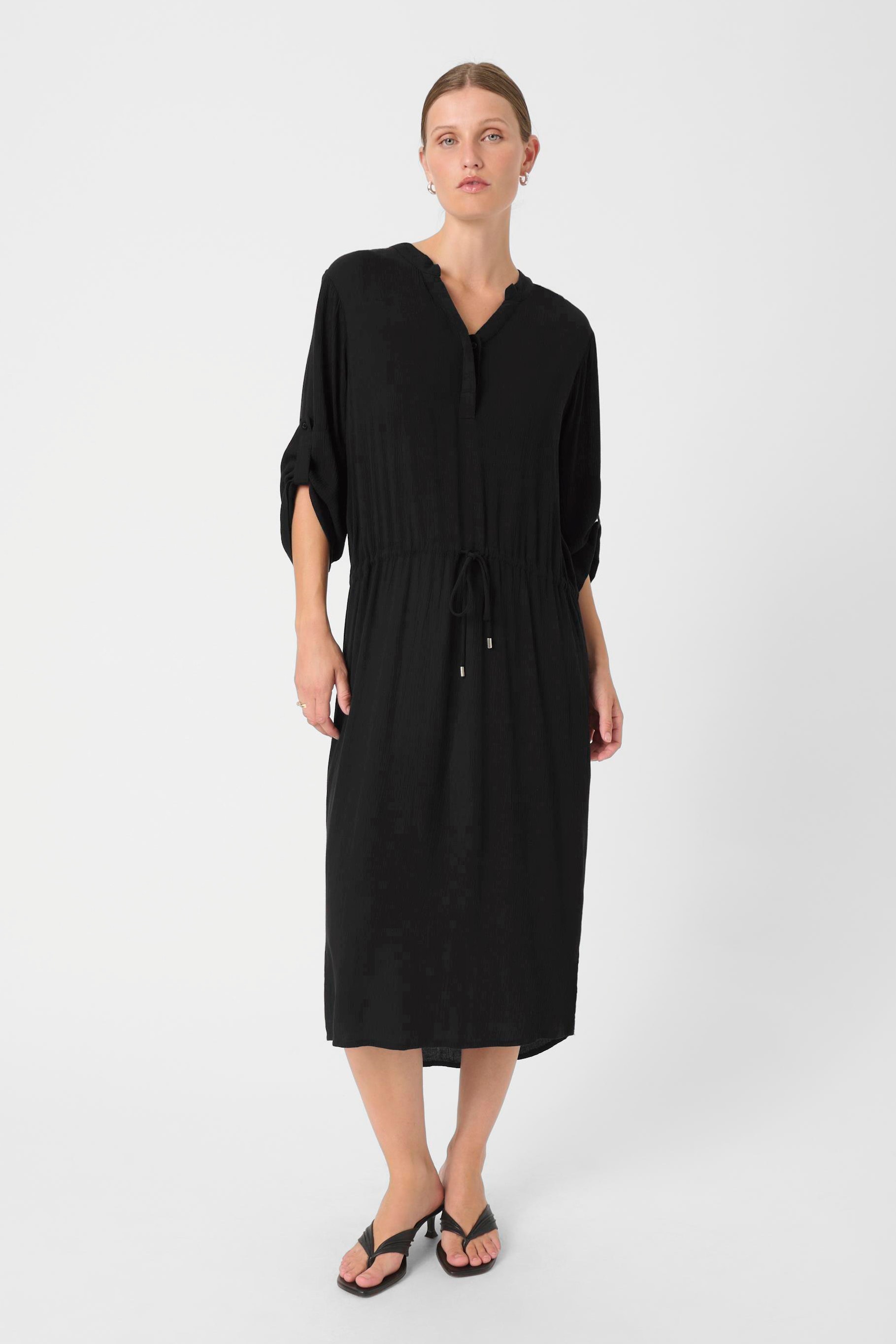 Zaya Dress LOOKBOOK FRONT 30403113-40050