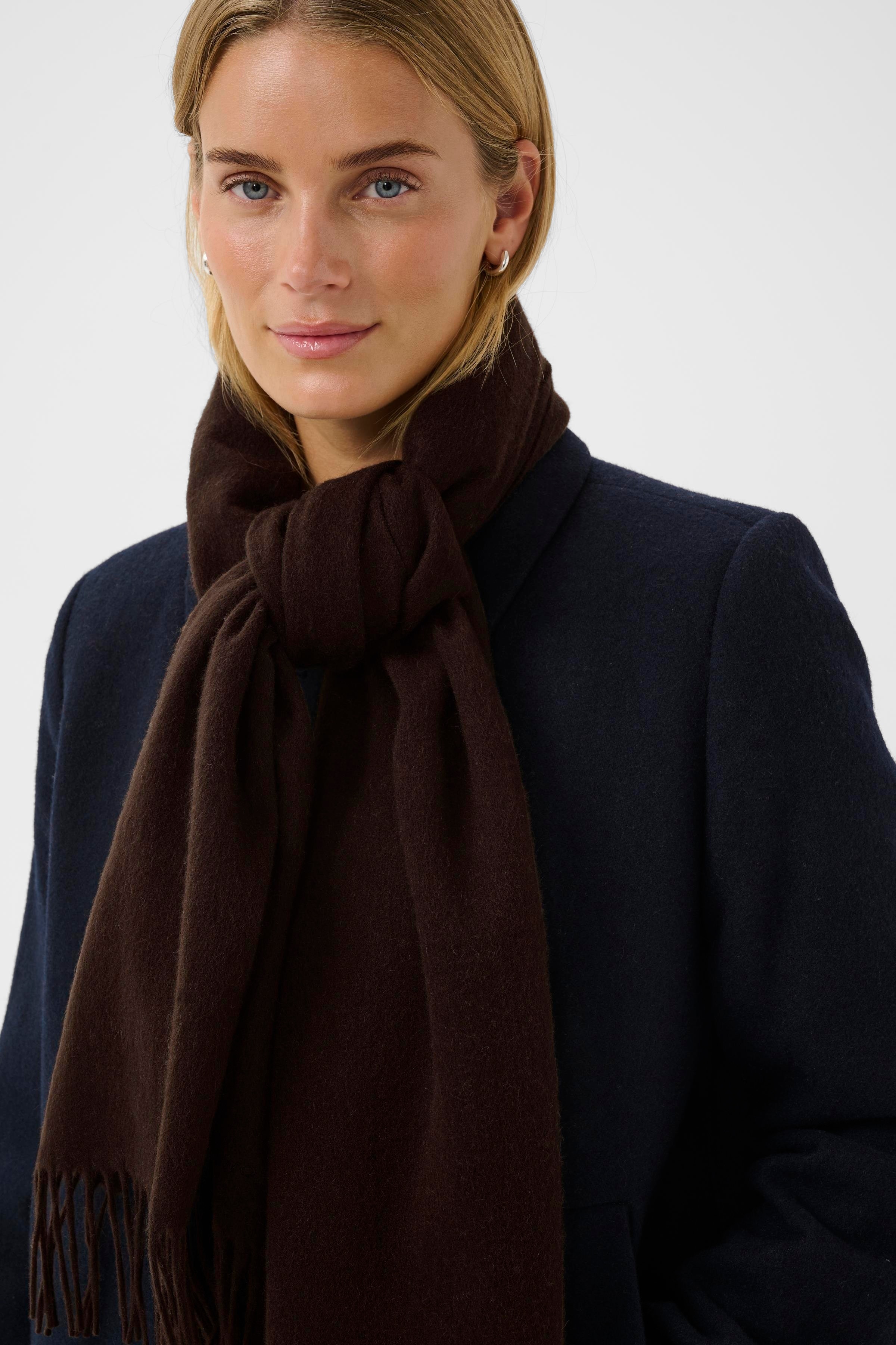 KithaPW Scarf LOOKBOOK DETAIL 30308757-191106