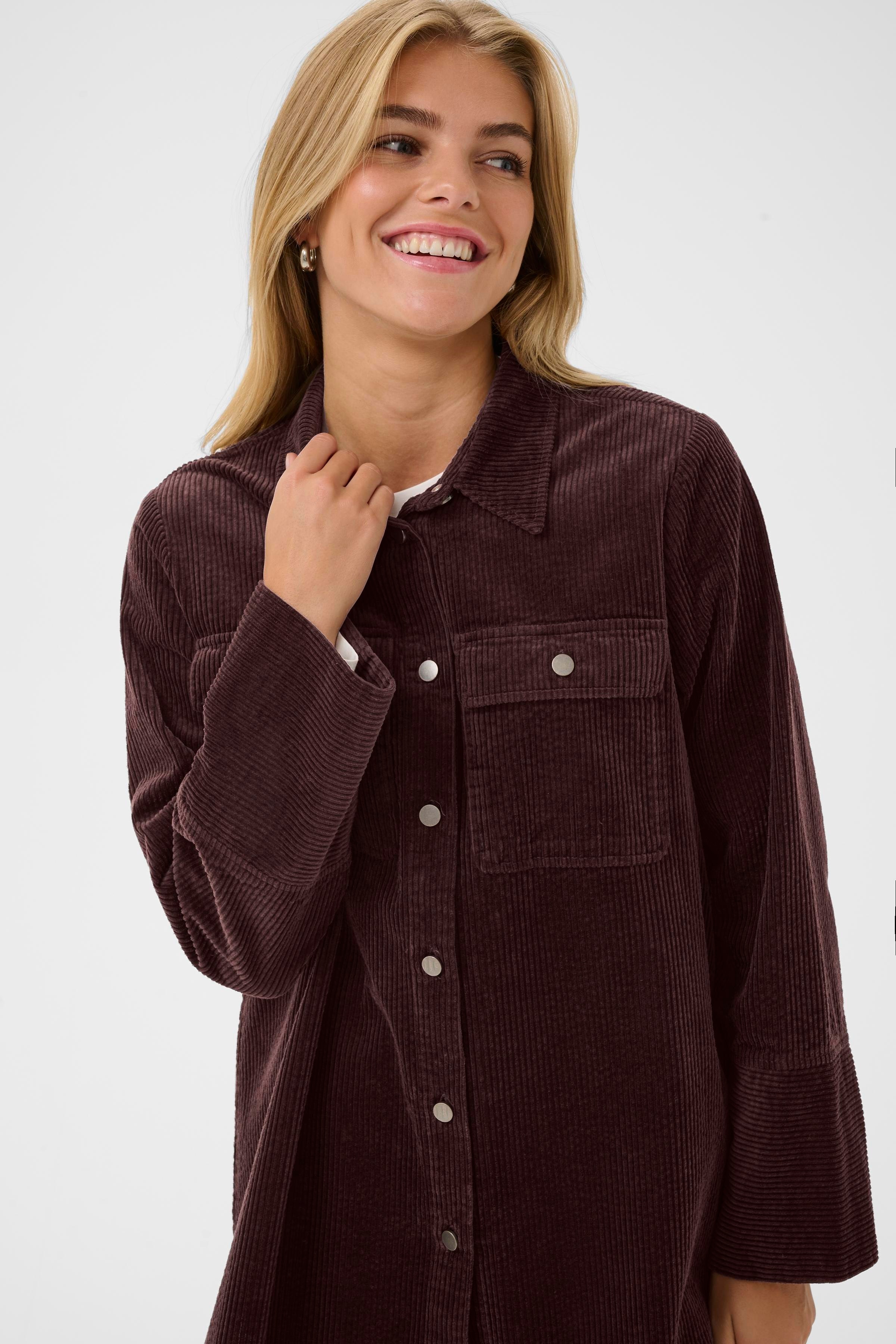 CUbaela Manchesterskjorta LOOKBOOK DETAIL 50112268-191317