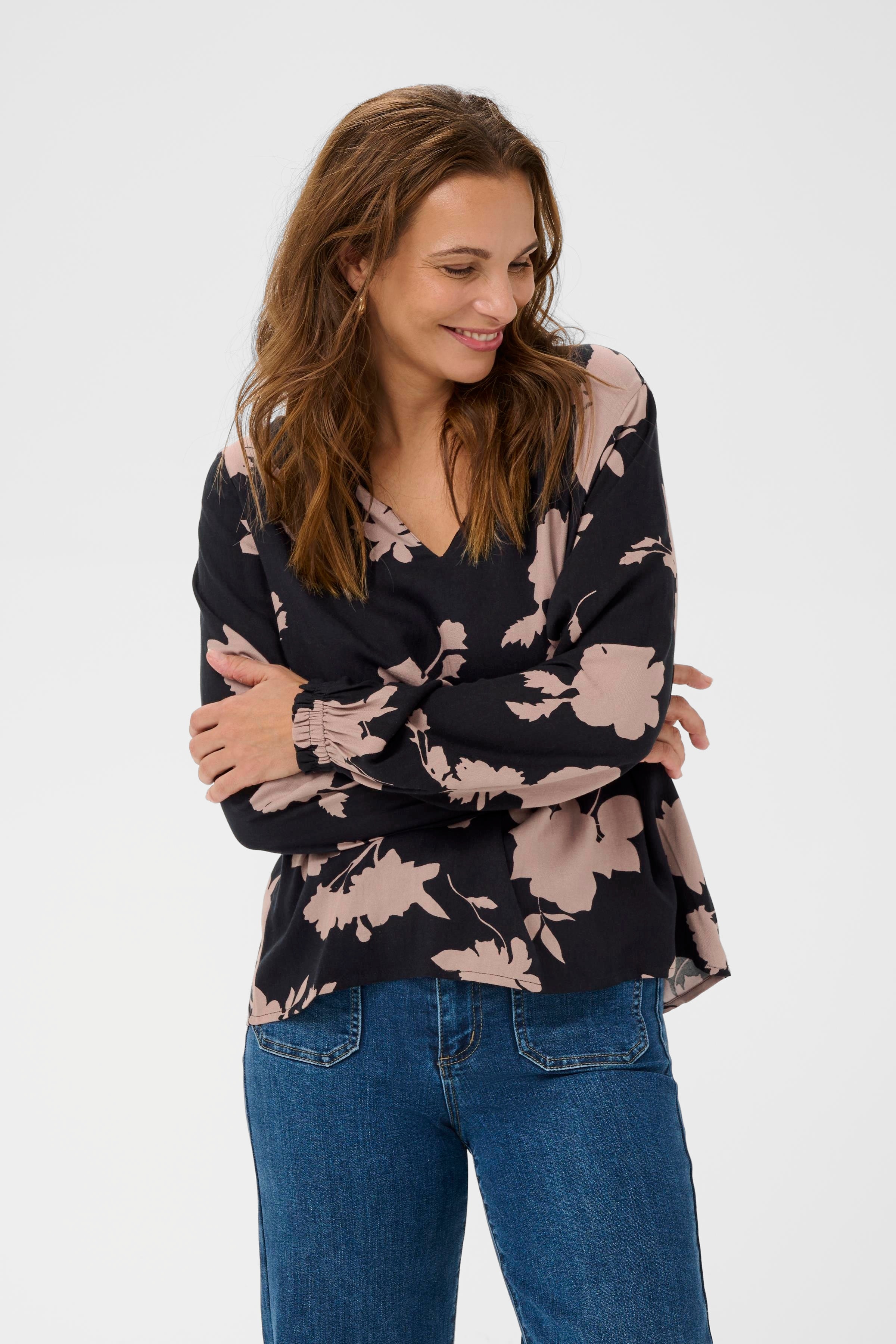 BPelisa Bluse LOOKBOOK FRONT 40200045-108651