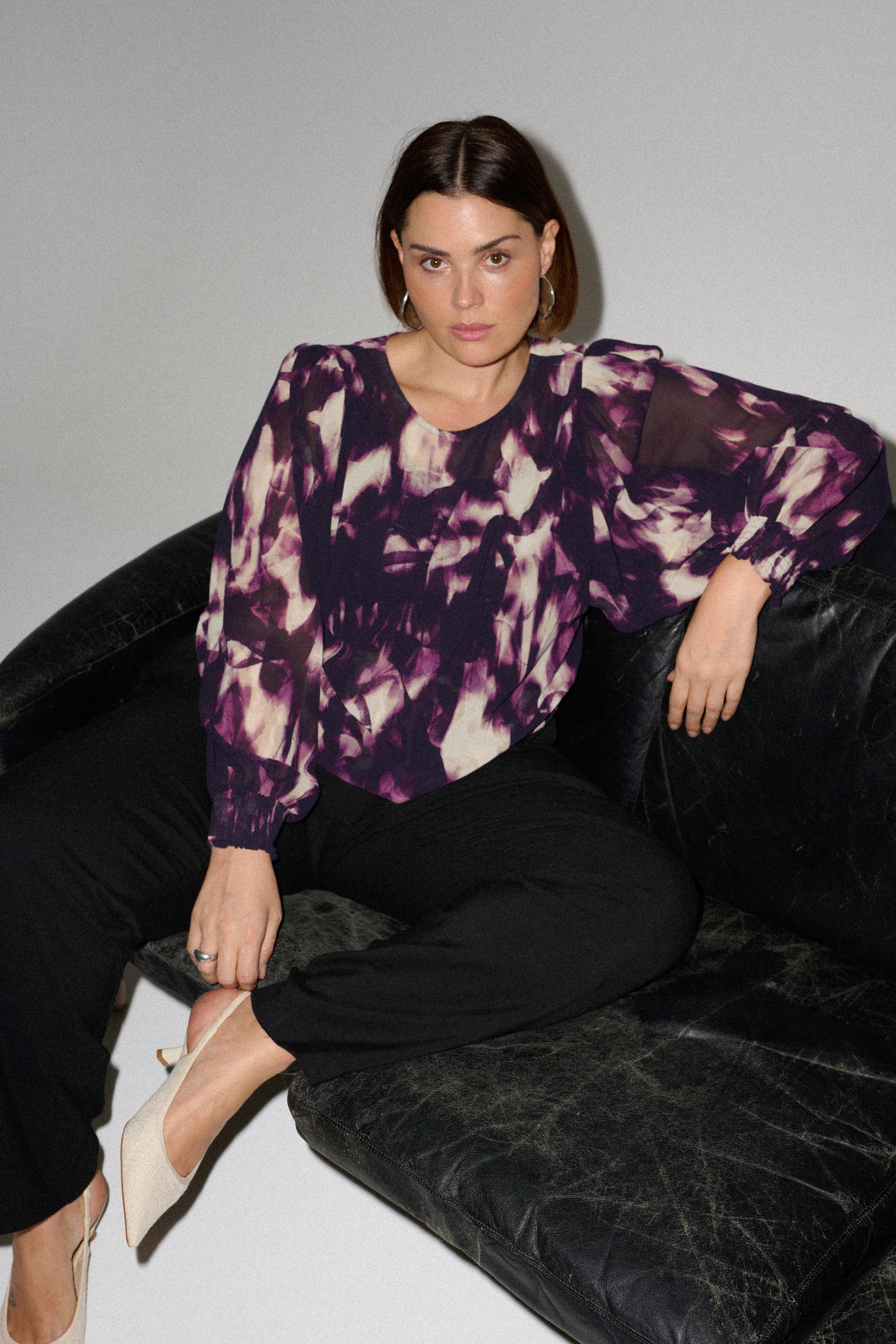 KCnour Blouse LOCATION NONE 10582699-106600