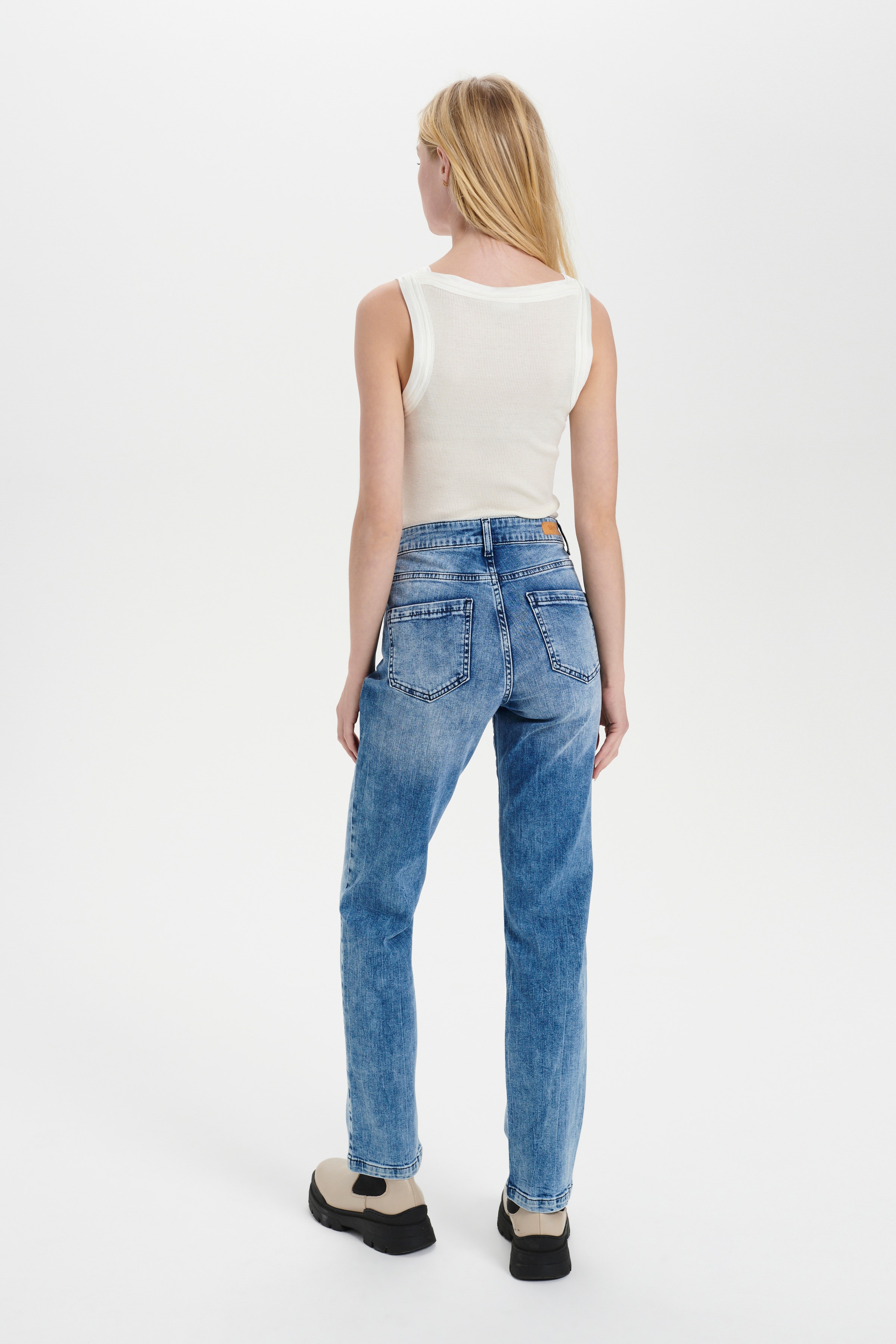 MollySZ Jeans LOOKBOOK BACK 30510051-600103