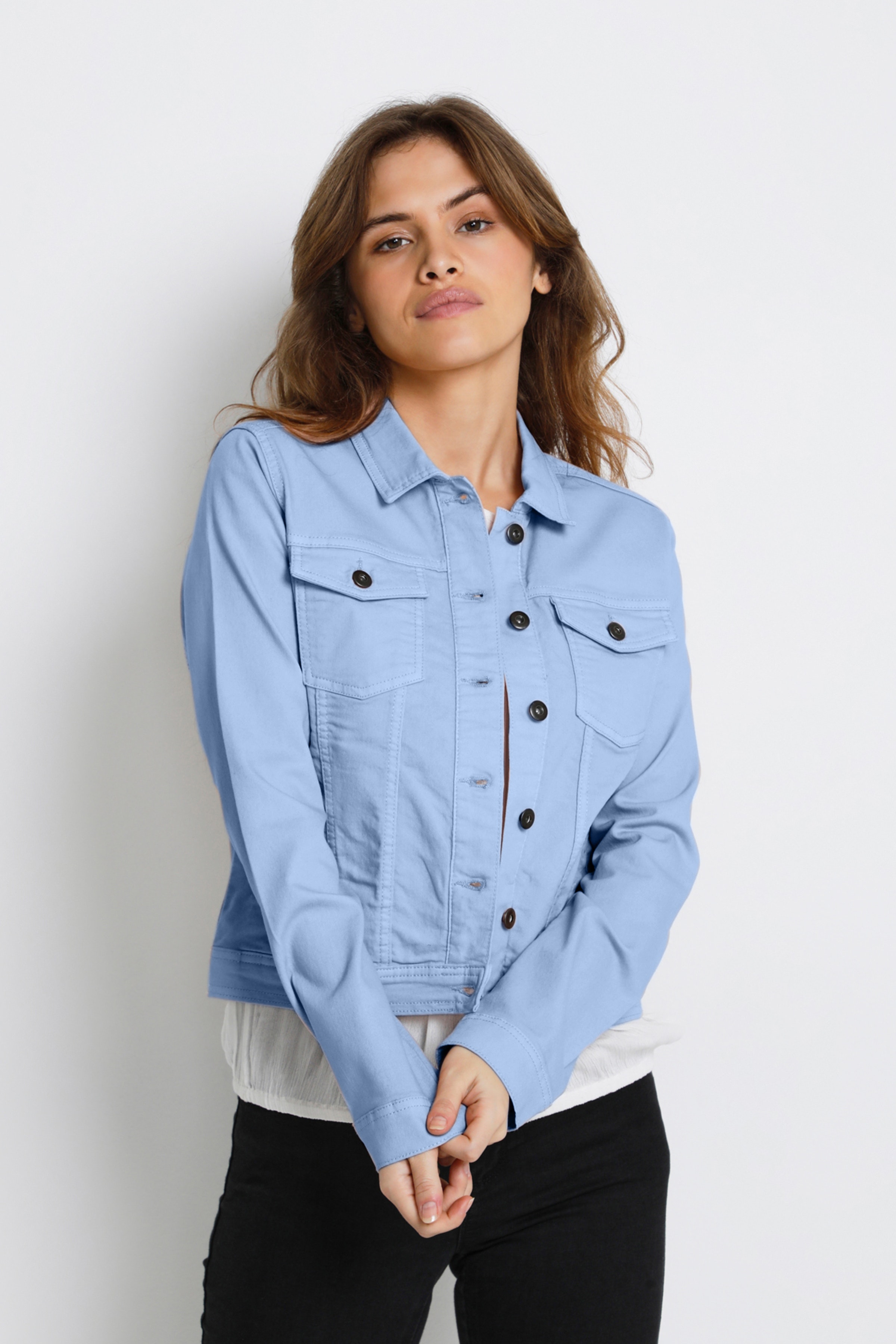 KAzelina Denim Jacket LOOKBOOK FRONT 10506287-154031