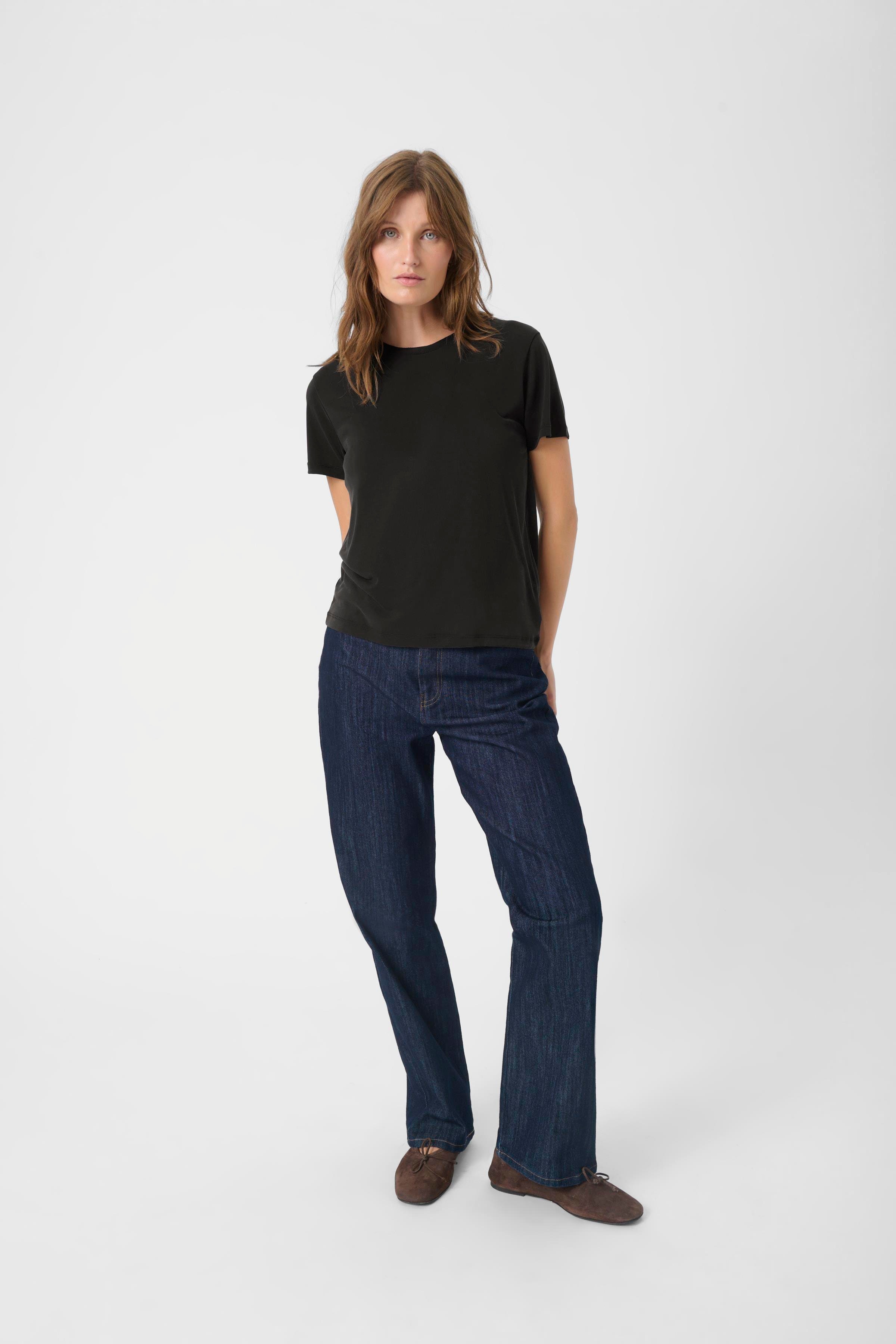 SLColumbine T-shirt LOOKBOOK FRONT 30404678-40050