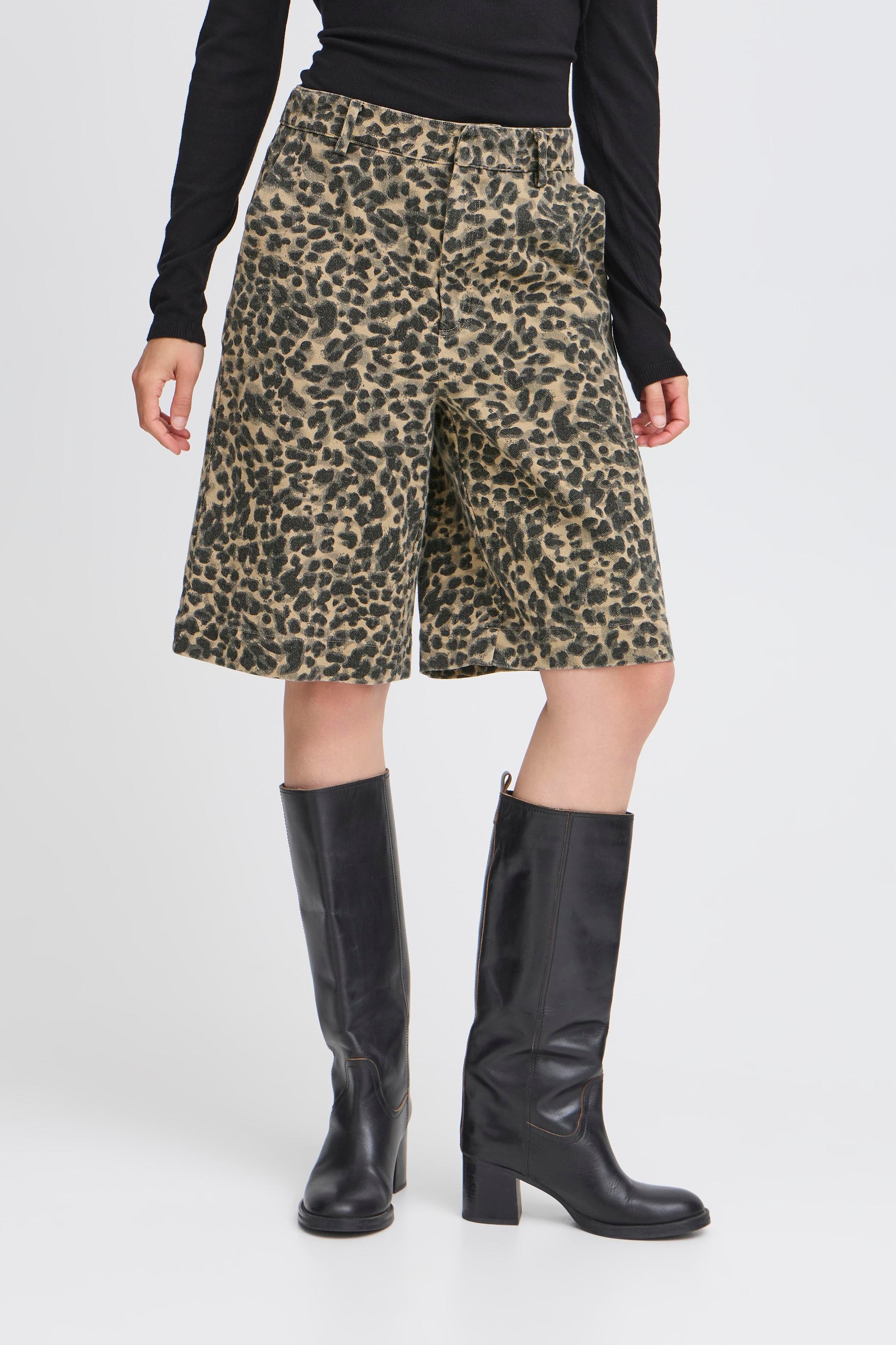 IHXHARLOW Shorts LOOKBOOK FRONT 20123922-205662