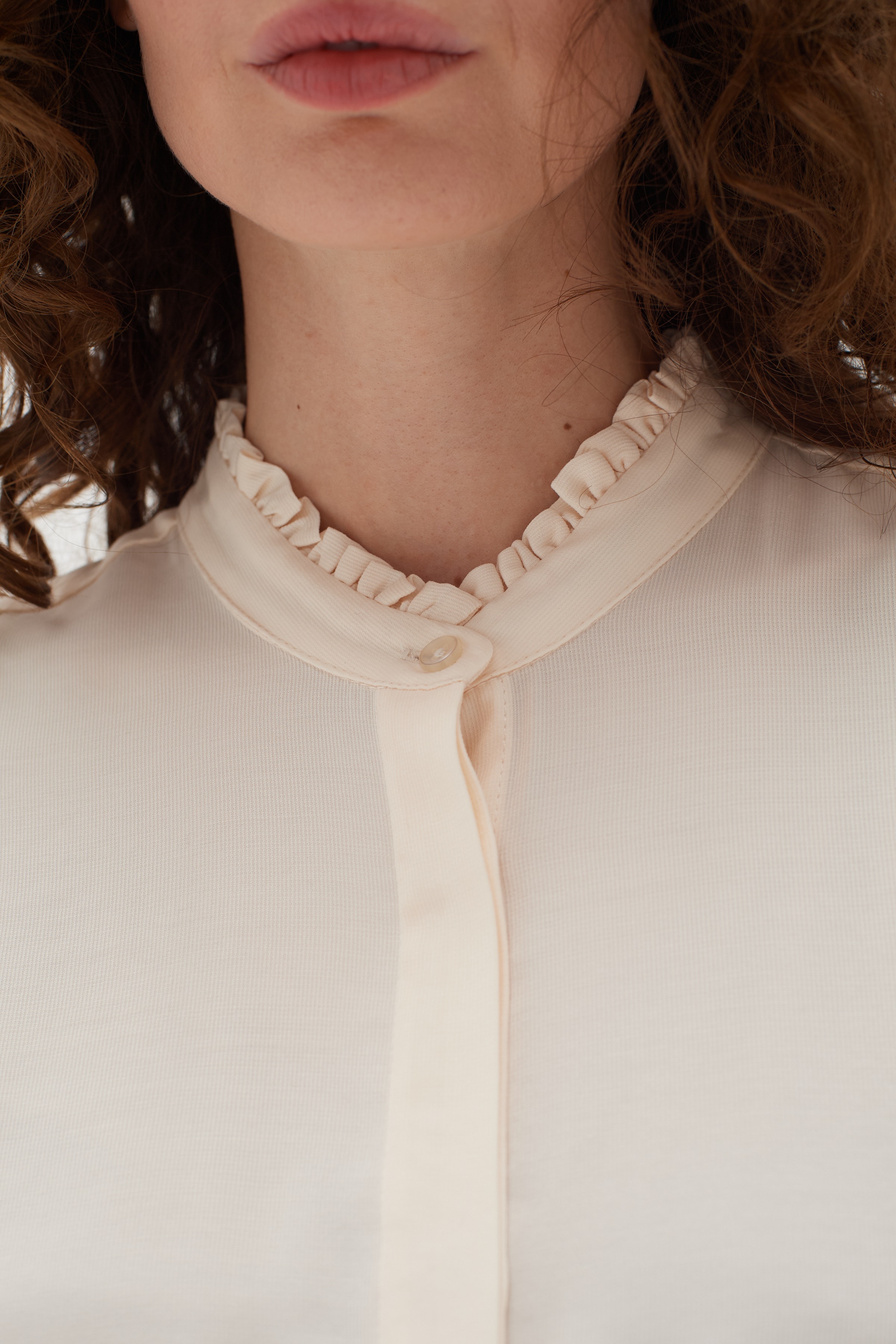 NixieIW Shirt LOOKBOOK DETAIL 30108677-110701