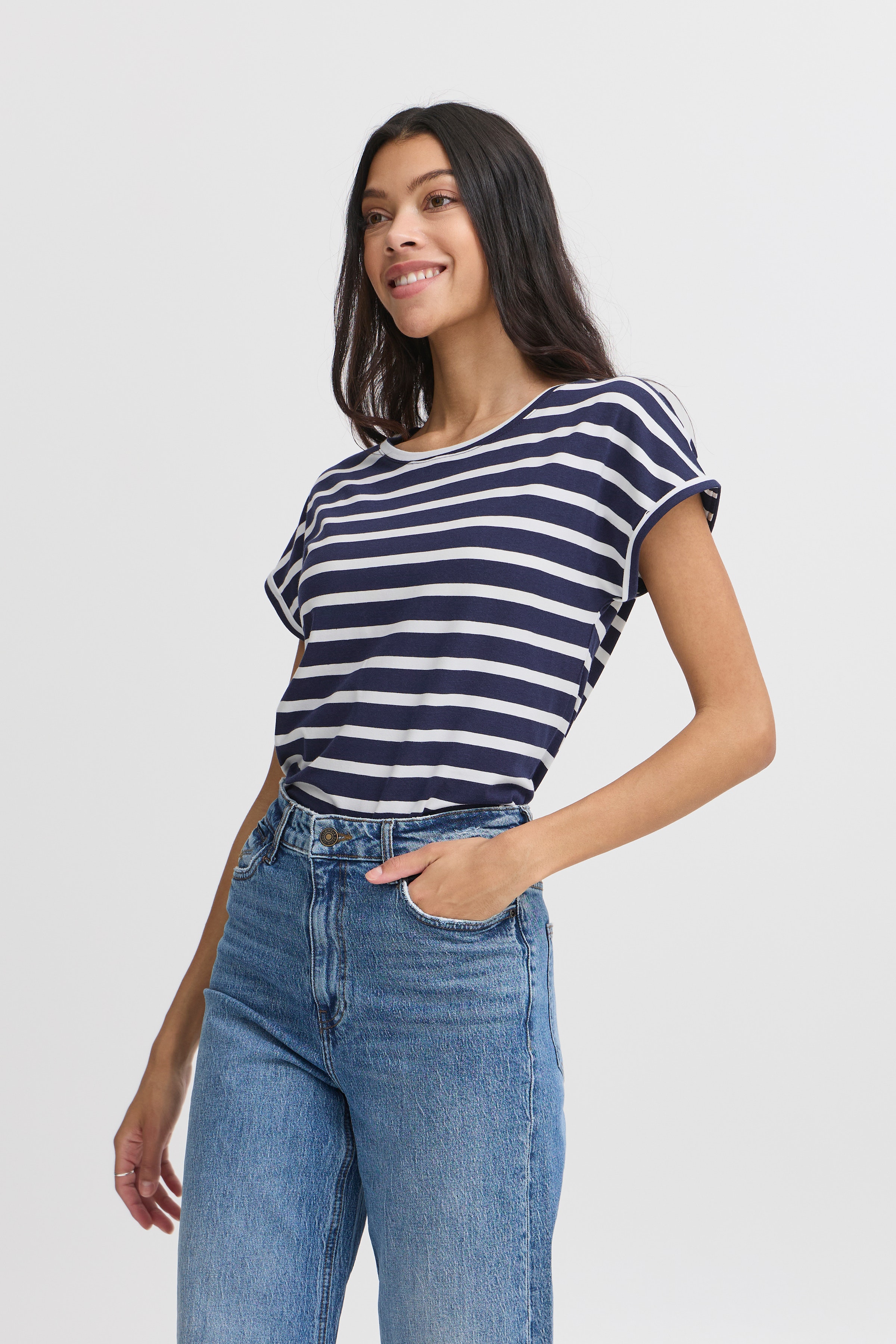 BYPAMILA T-shirt LOOKBOOK FRONT 20809561-200457