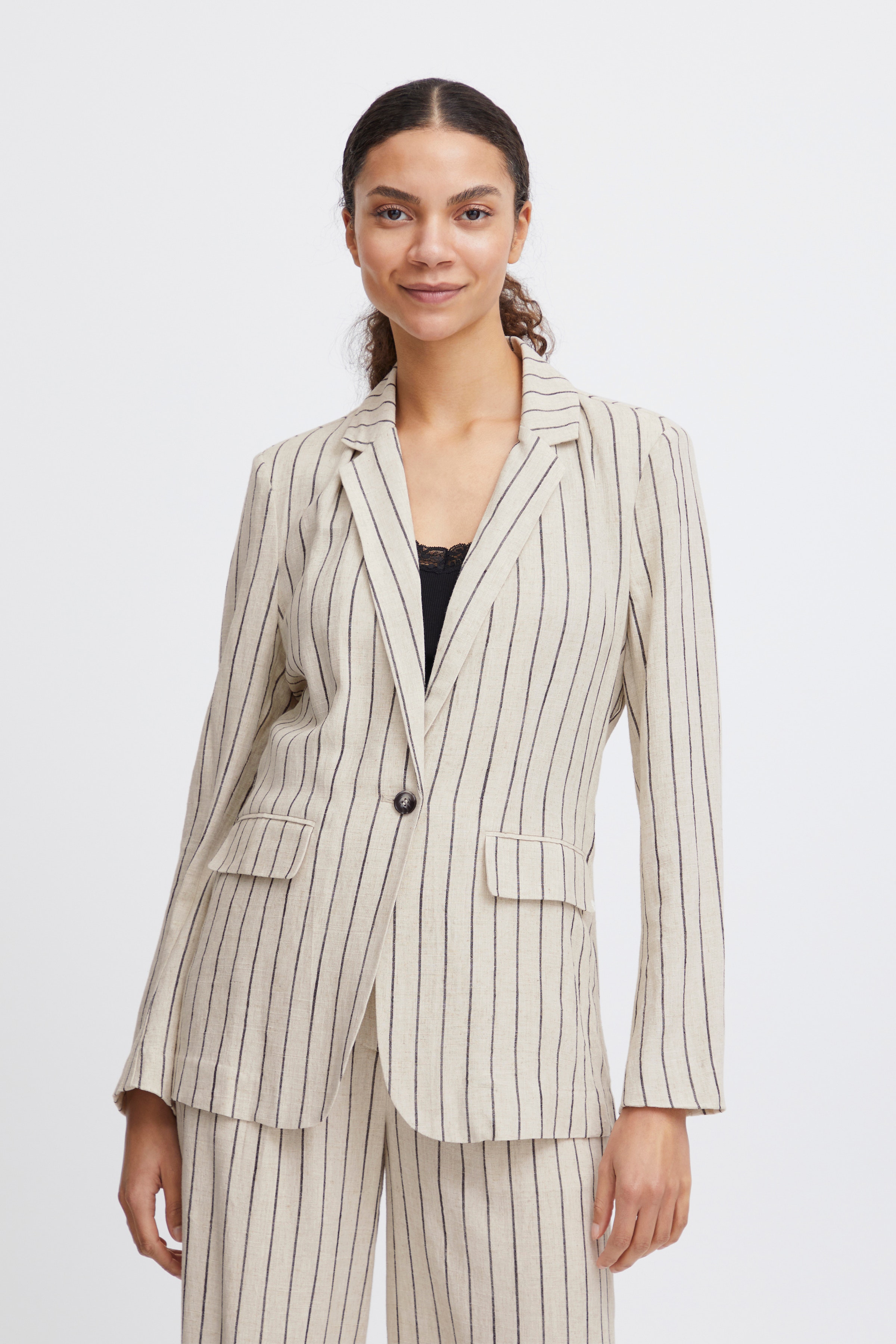 BYJOHANNA Blazer LOOKBOOK FRONT 20814850-203201