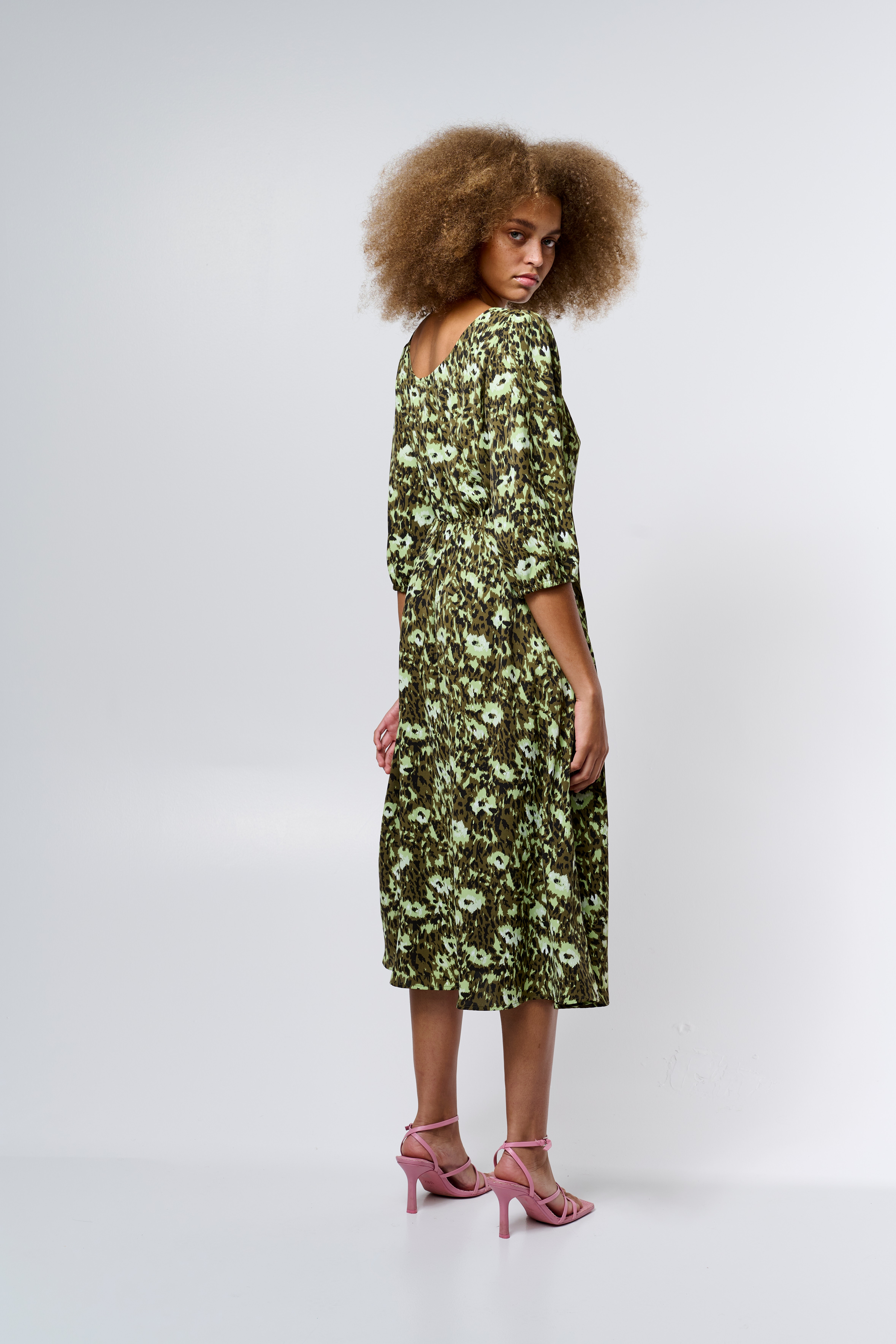 IXKAPI Kjole LOCATION NONE 20118509-150525