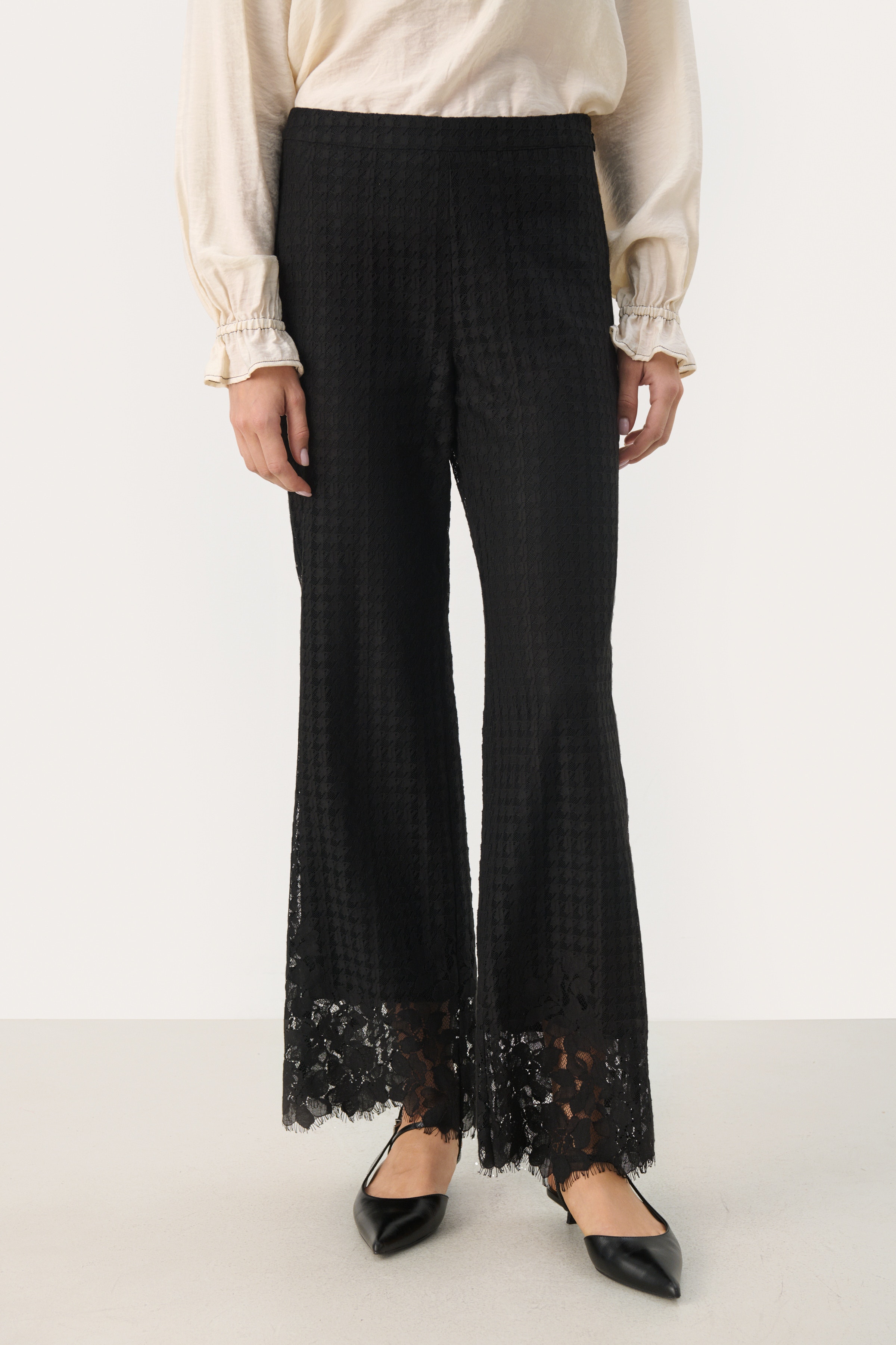 DeviaPW Trousers LOOKBOOK FRONT 30309152-194008