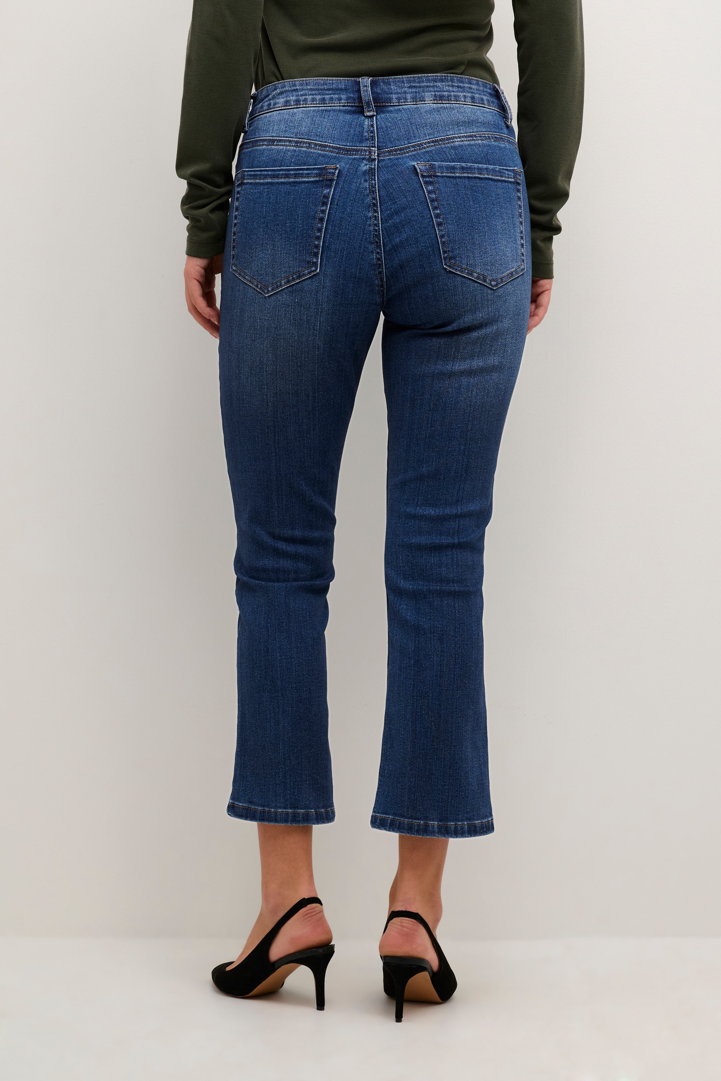 KAkarla Jeans LOOKBOOK BACK 10507620-104462