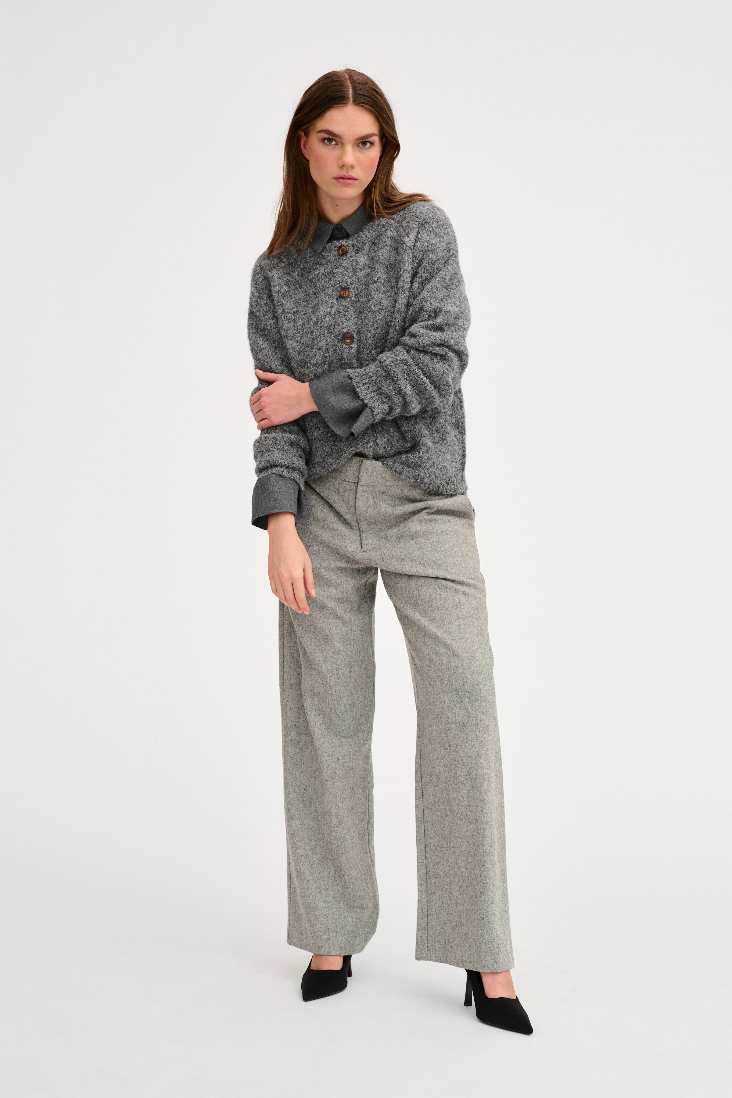 MeenaMW Vest LOOKBOOK FRONT 10704430-104897