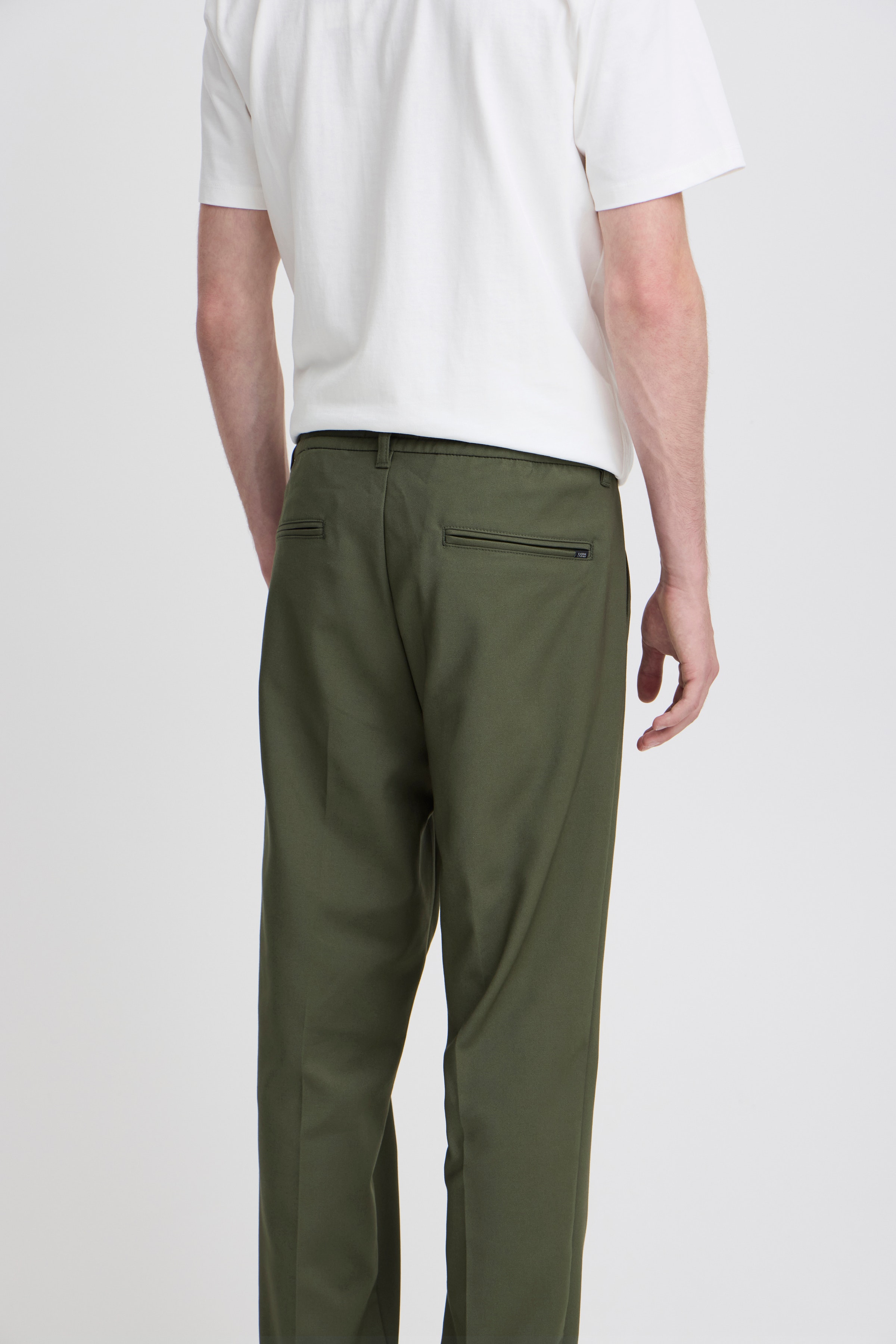 CFMARC Trousers LOOKBOOK DETAIL 20504943-190413