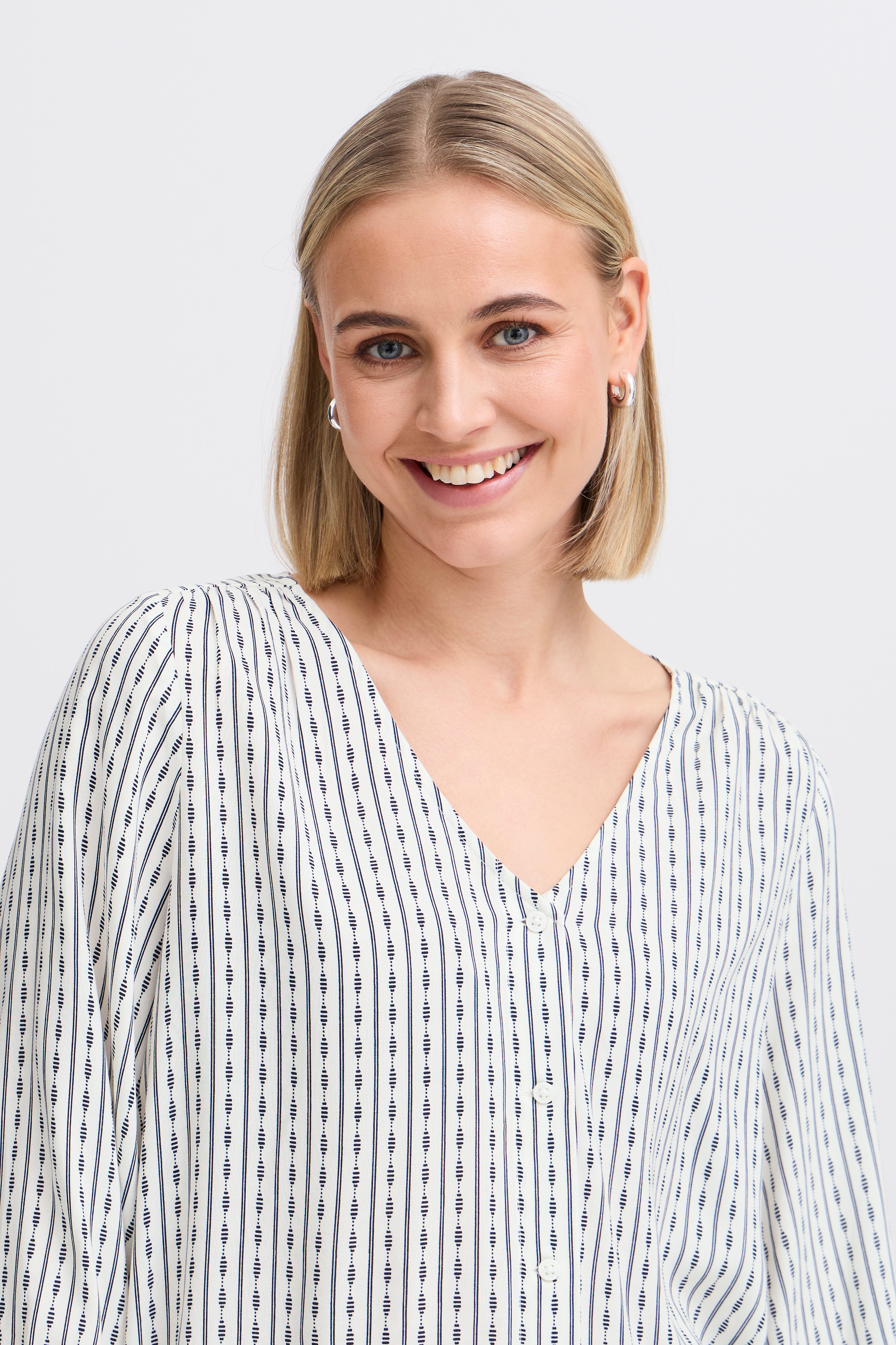 FRMERLE Skjorta LOOKBOOK DETAIL 20615395-204456