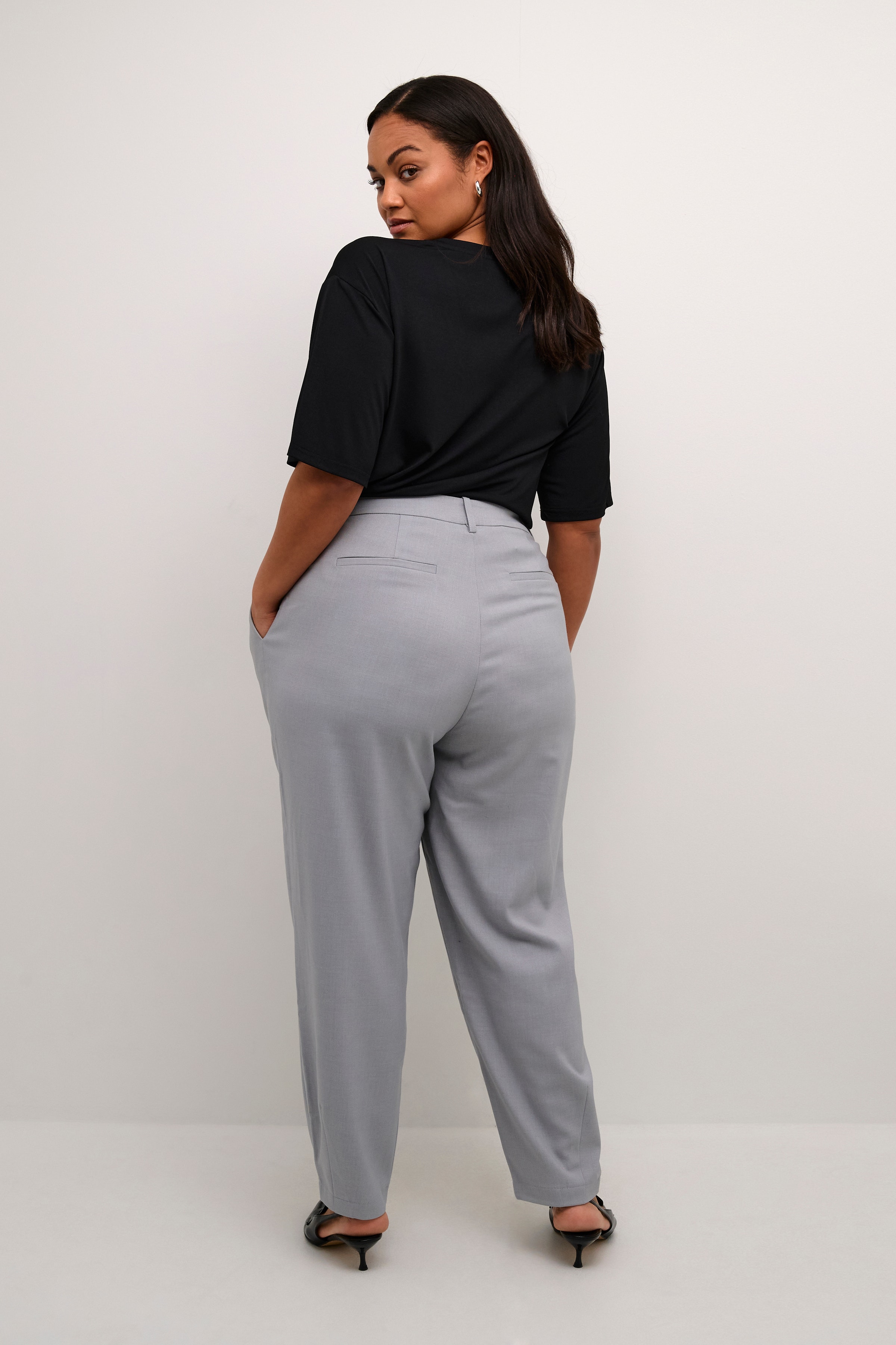 KCmerla Trousers LOOKBOOK BACK 10582231-100123