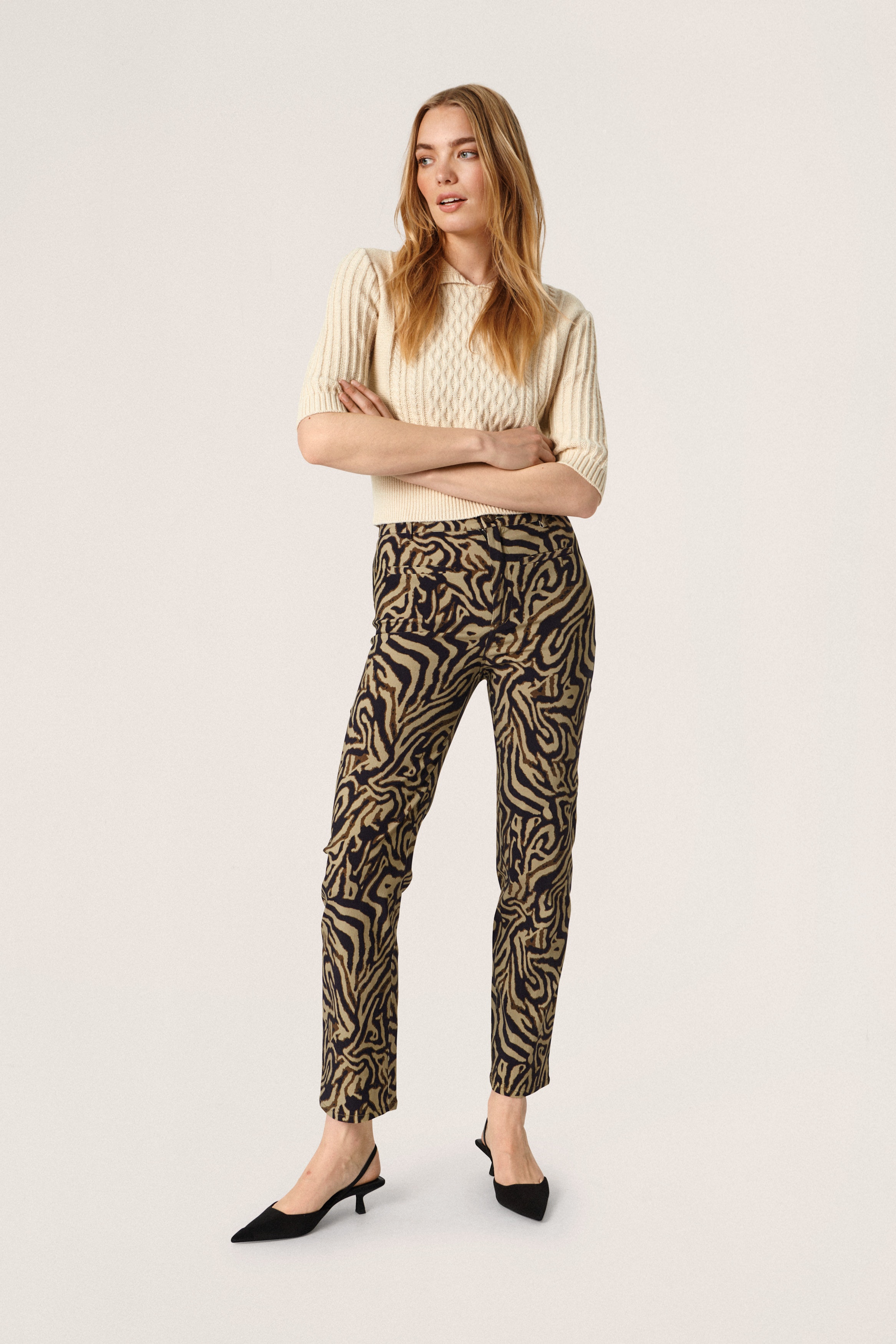 SLSharona Trousers LOOKBOOK FRONT 30406312-301485