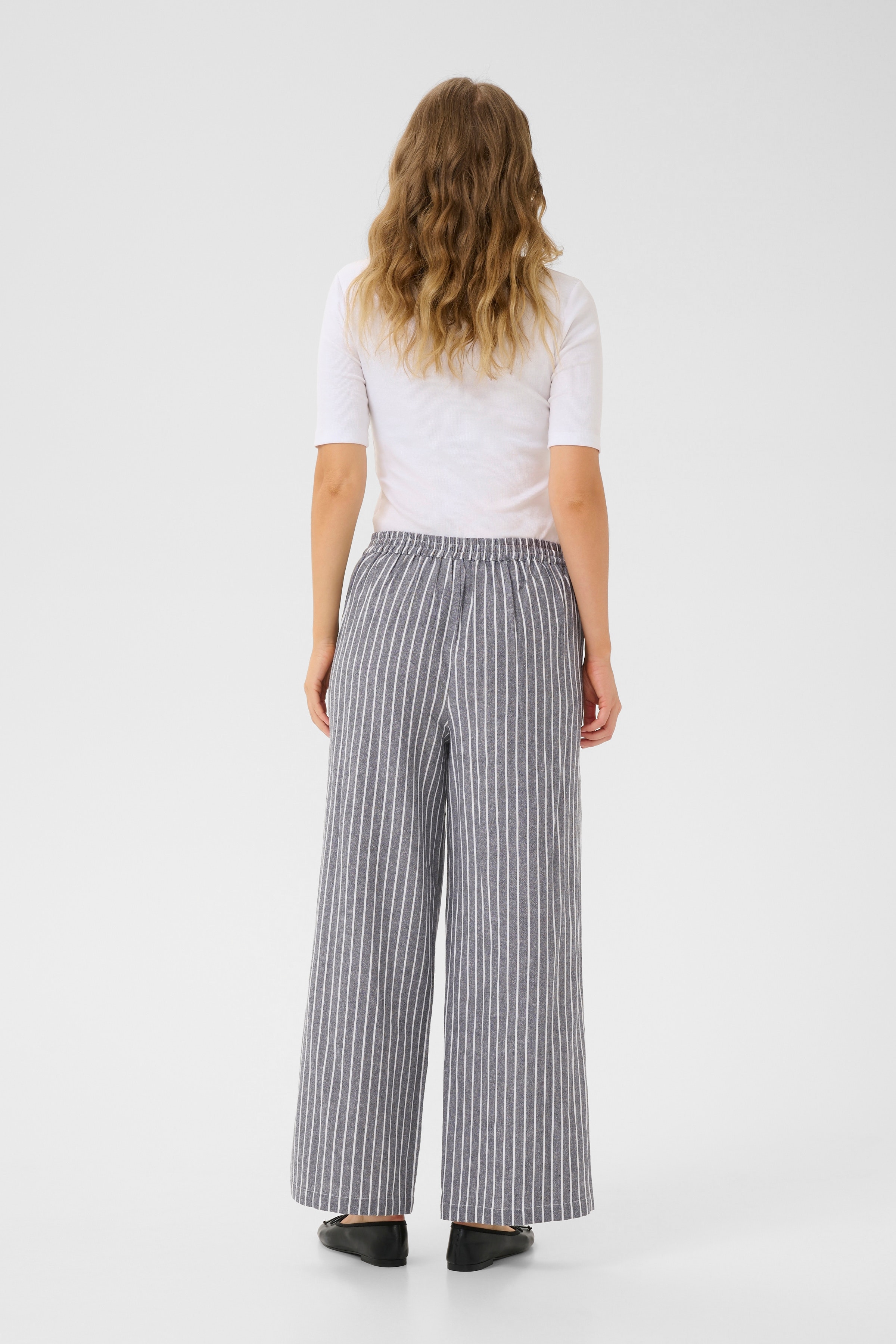 BPmalena Trousers LOOKBOOK BACK 10590902-107818B