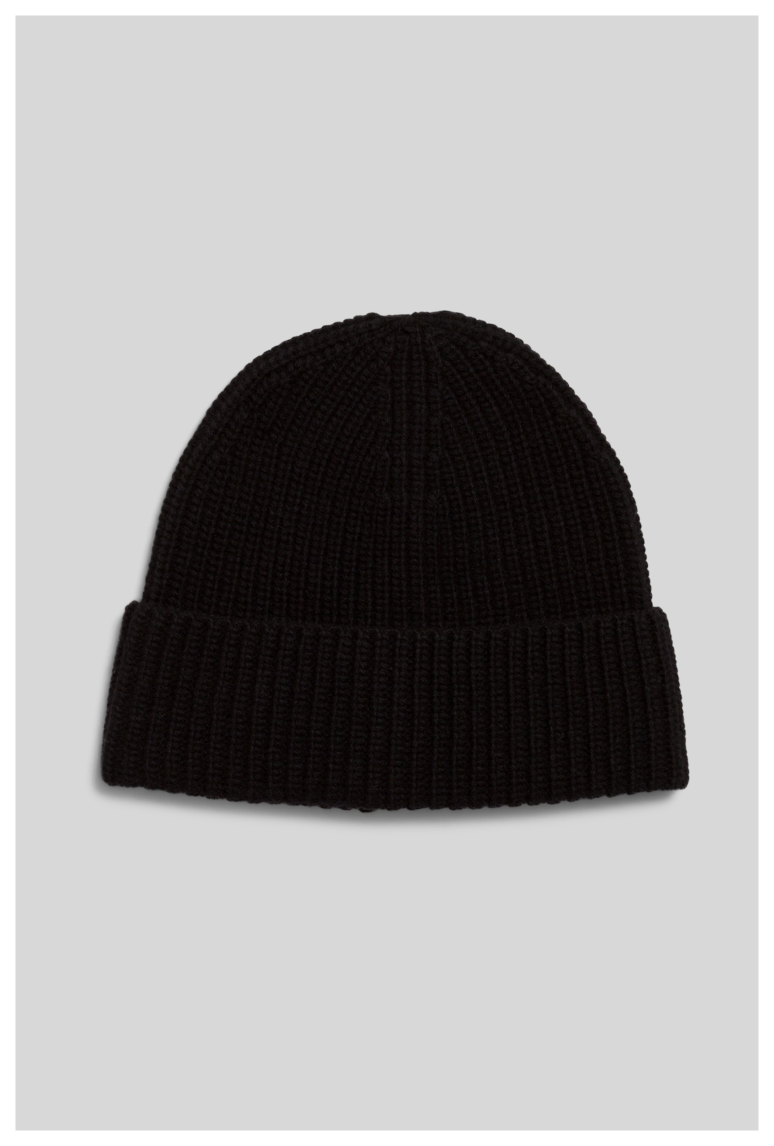 AMBER BEANIE PACK FRONT 30600716-BK999