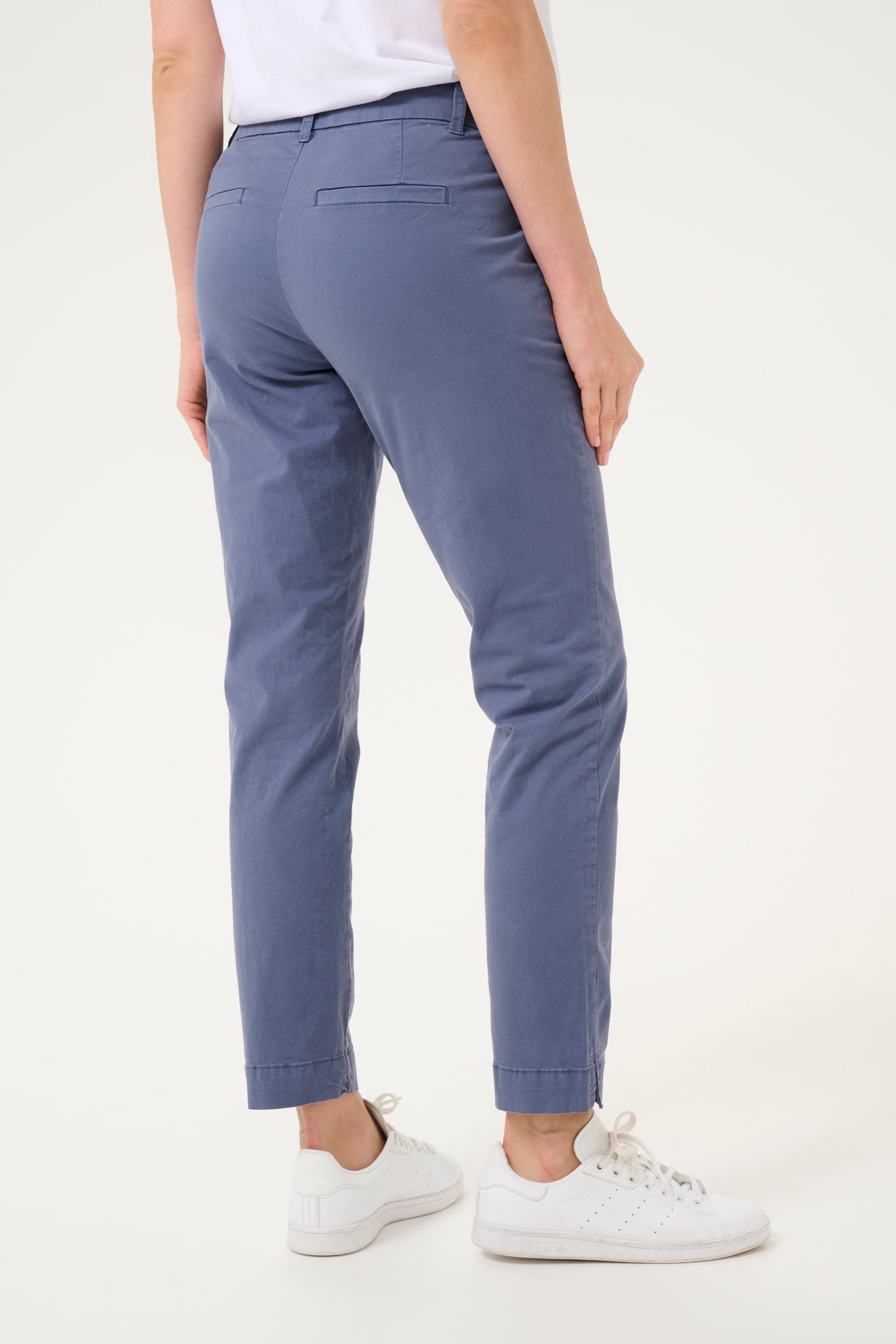 KAmette Trousers LOOKBOOK BACK 10506121-193928