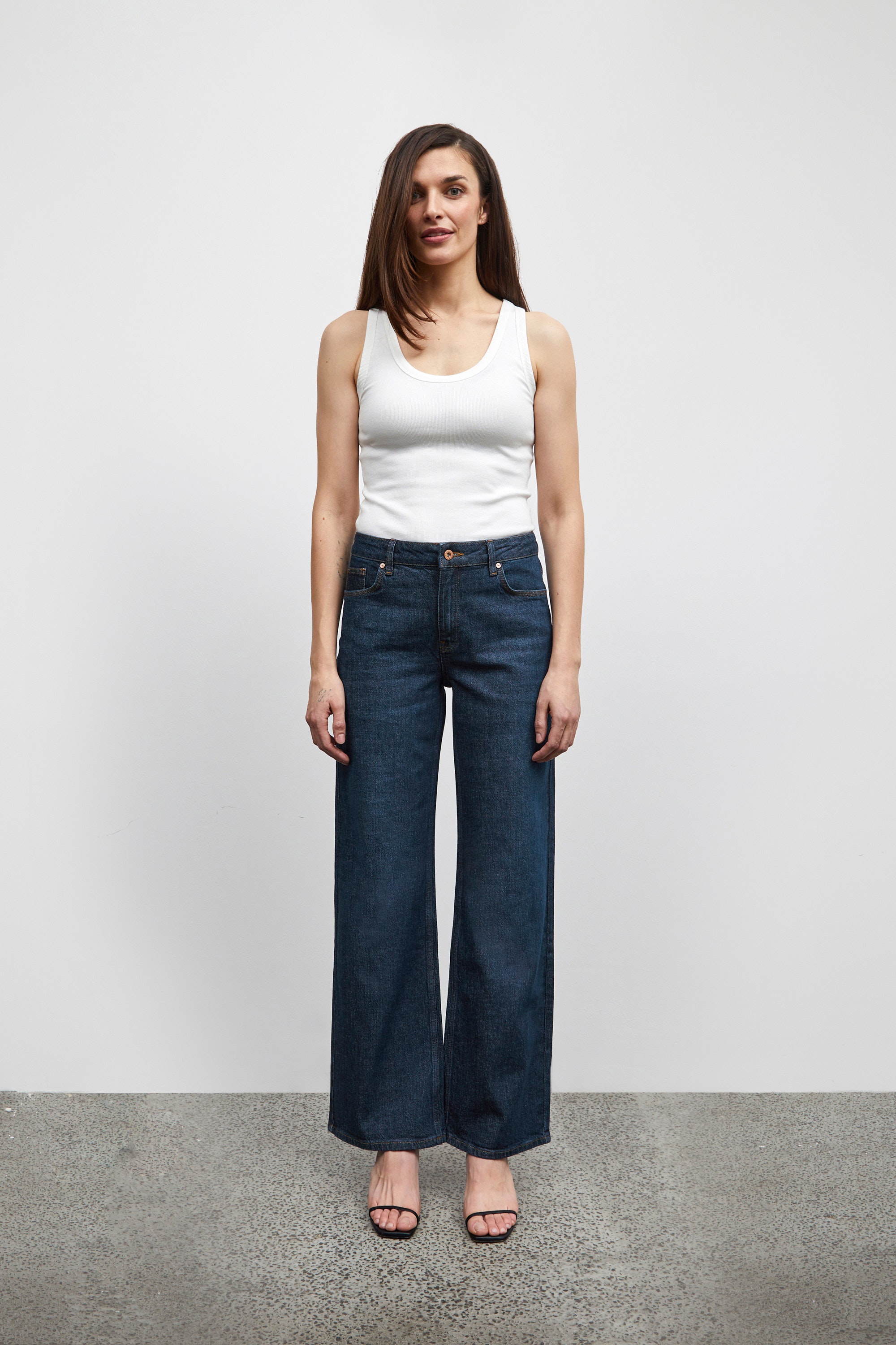 PZVEGA HW Jeans Wide Leg LOOKBOOK FRONT 50207173-200002