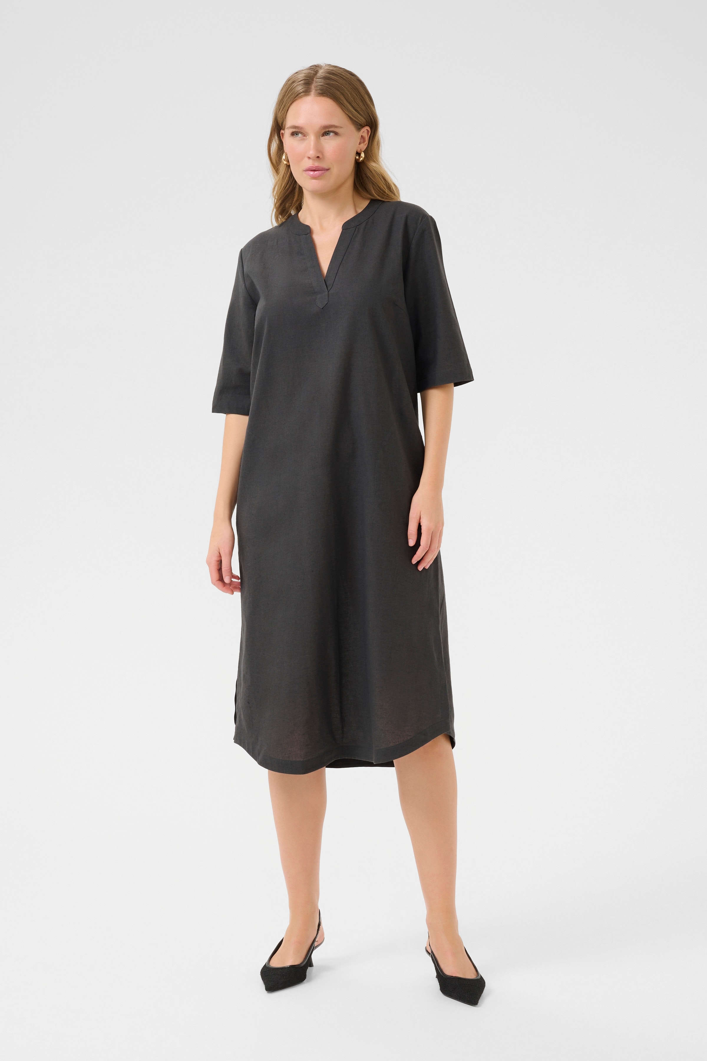 BPkia Kleid LOOKBOOK FRONT 10590414-194215B