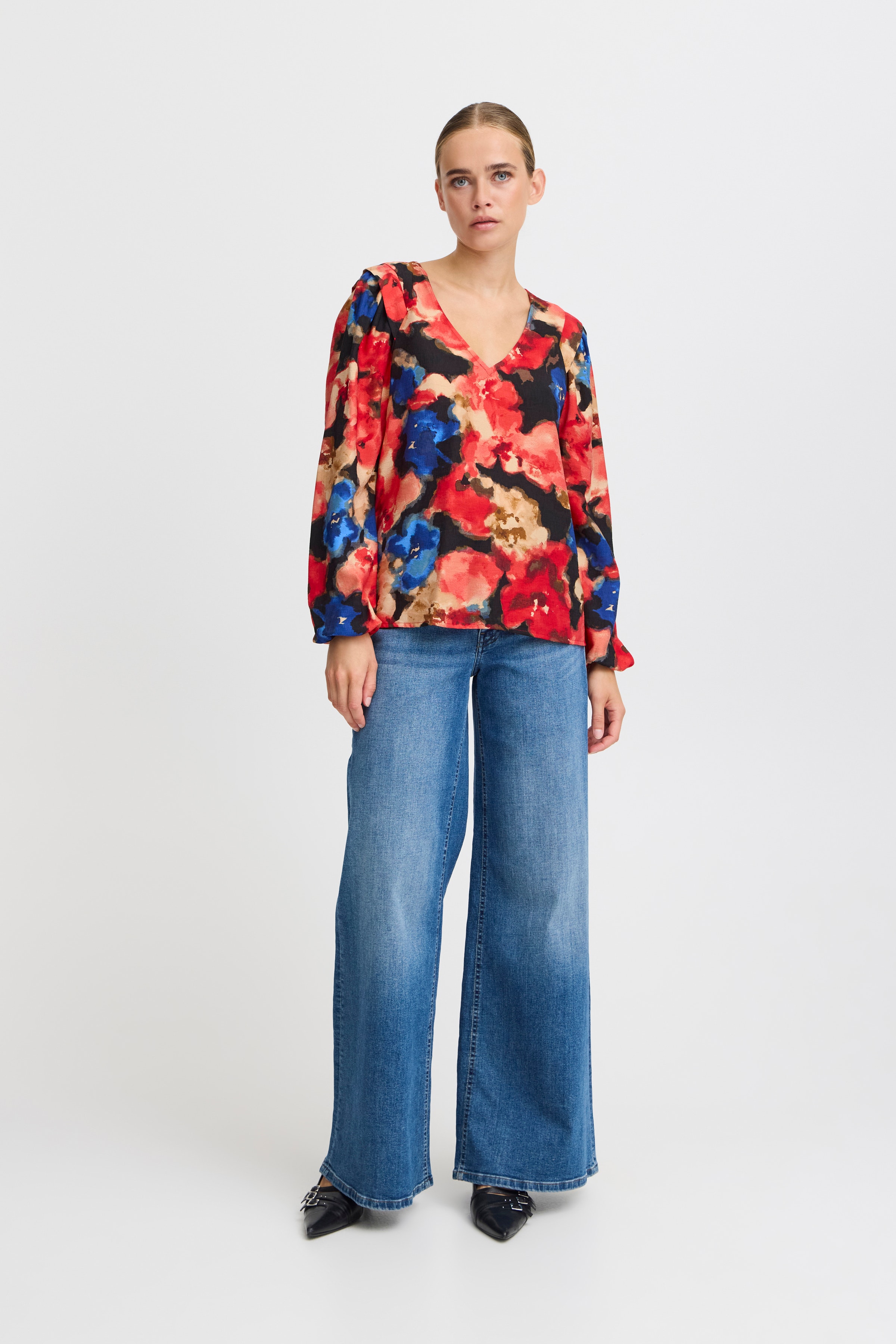 IHESTAVO Blus LOOKBOOK FRONT 20121826-203712