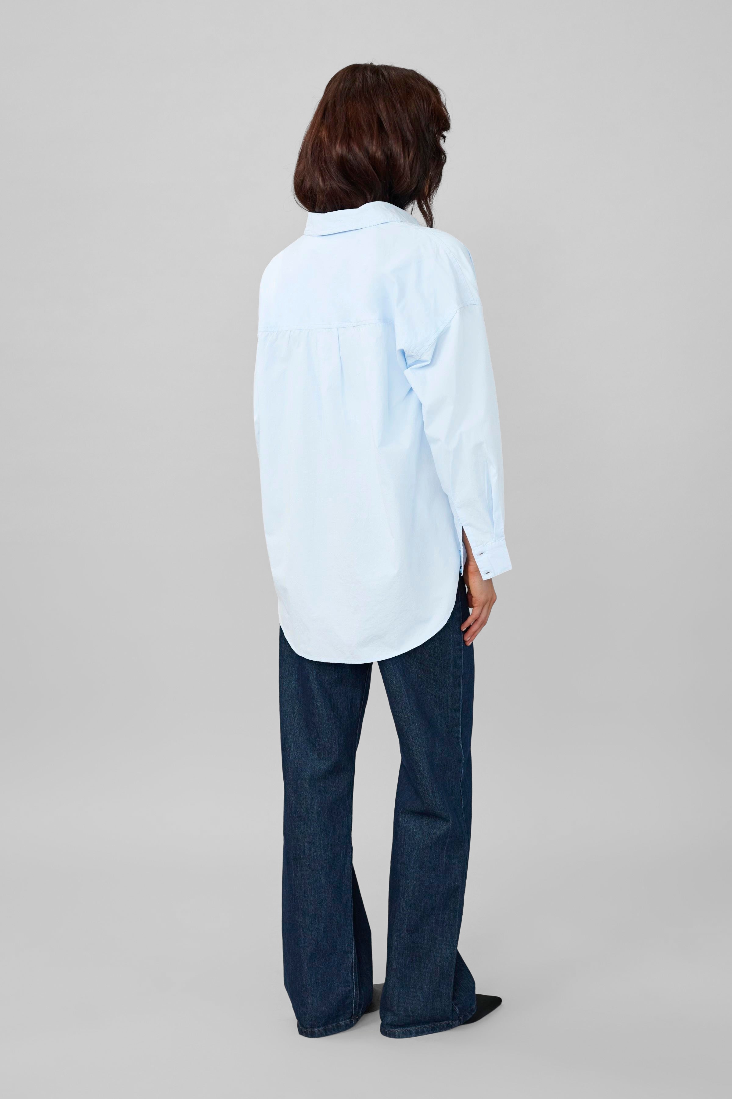 03 THE BOXY SHIRT LOOKBOOK BACK 10705193-144115