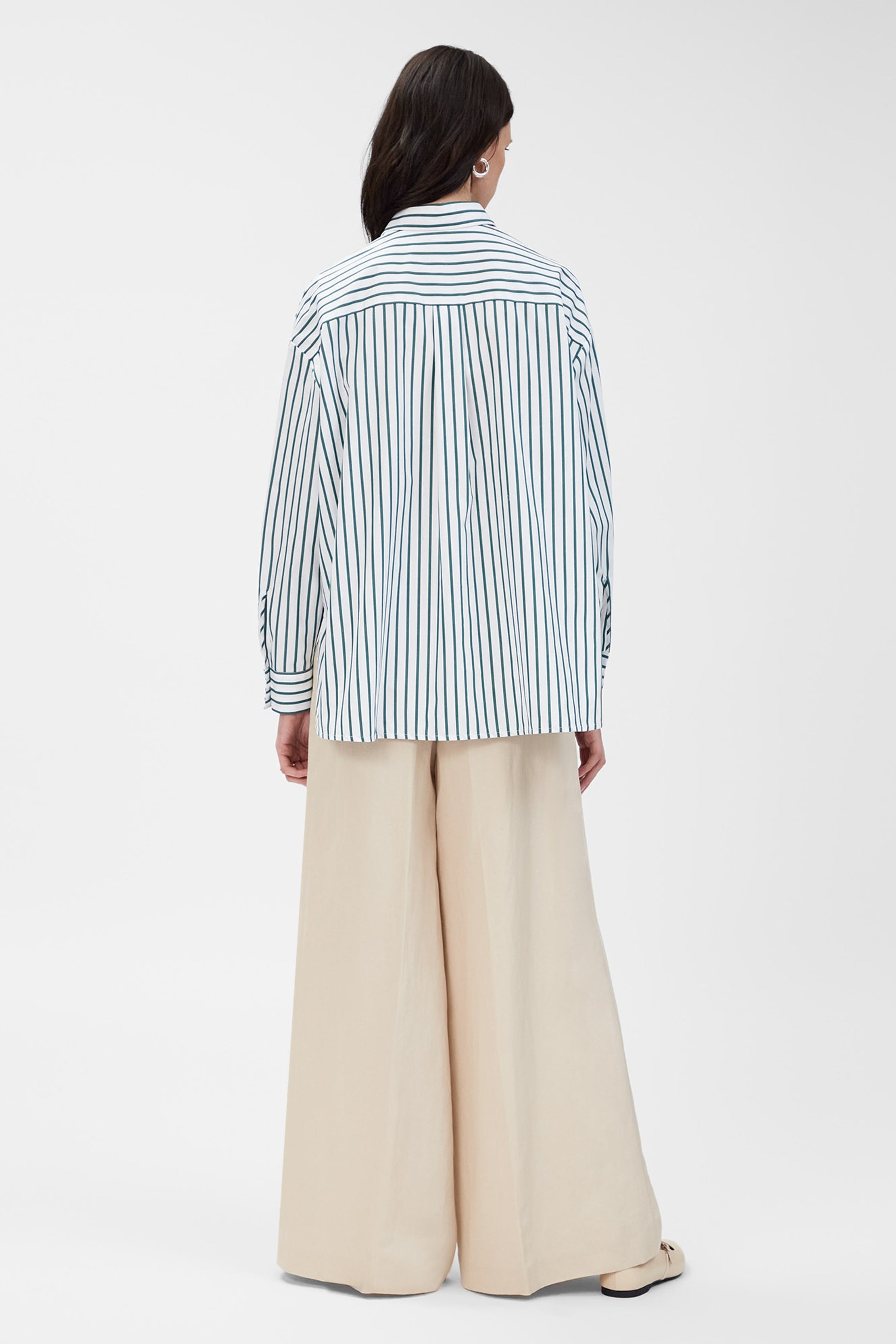 BETHANY Bluse LOOKBOOK BACK 30600218-MC2100