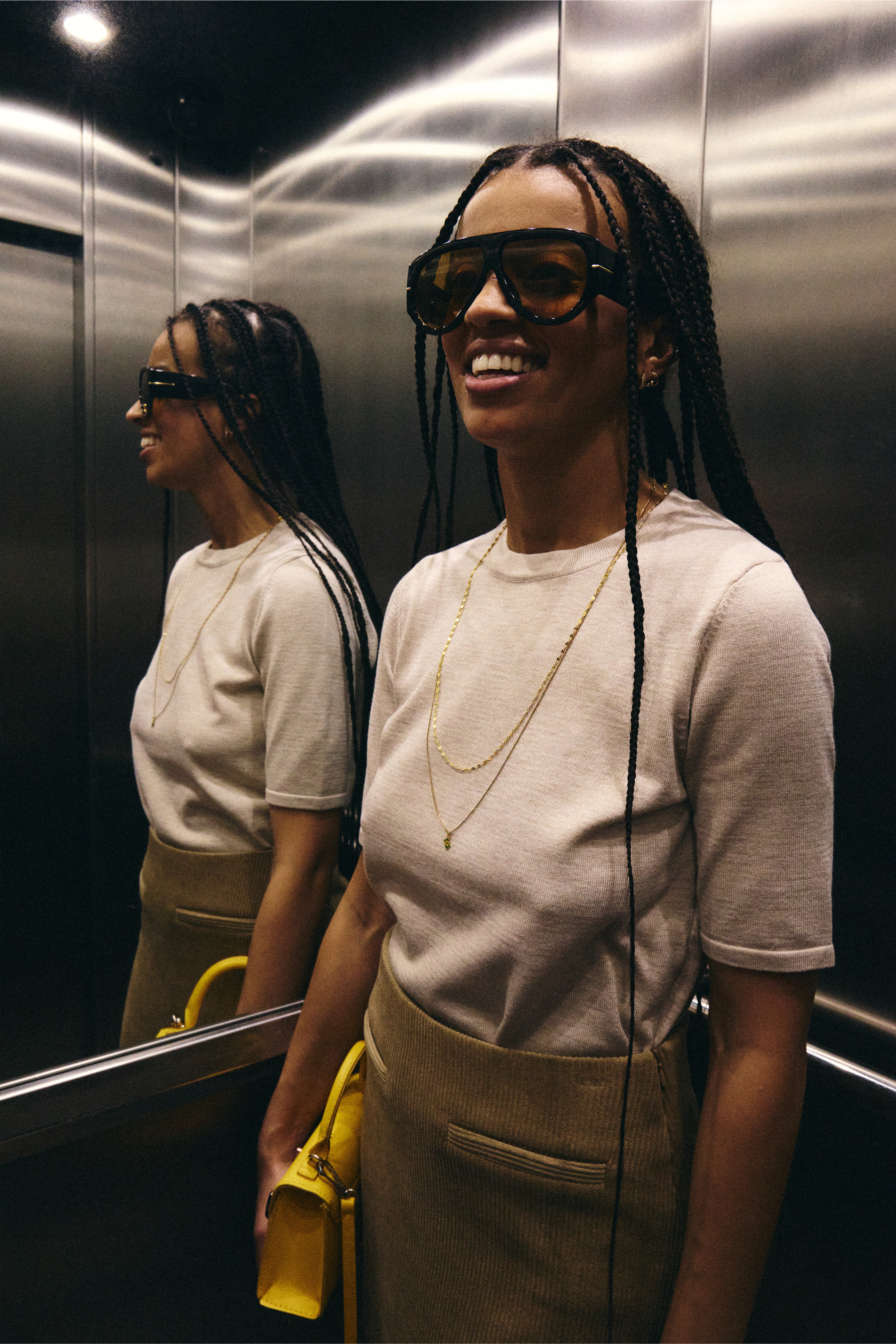 IHLULS Pullover LOCATION NONE 20125816-1304011