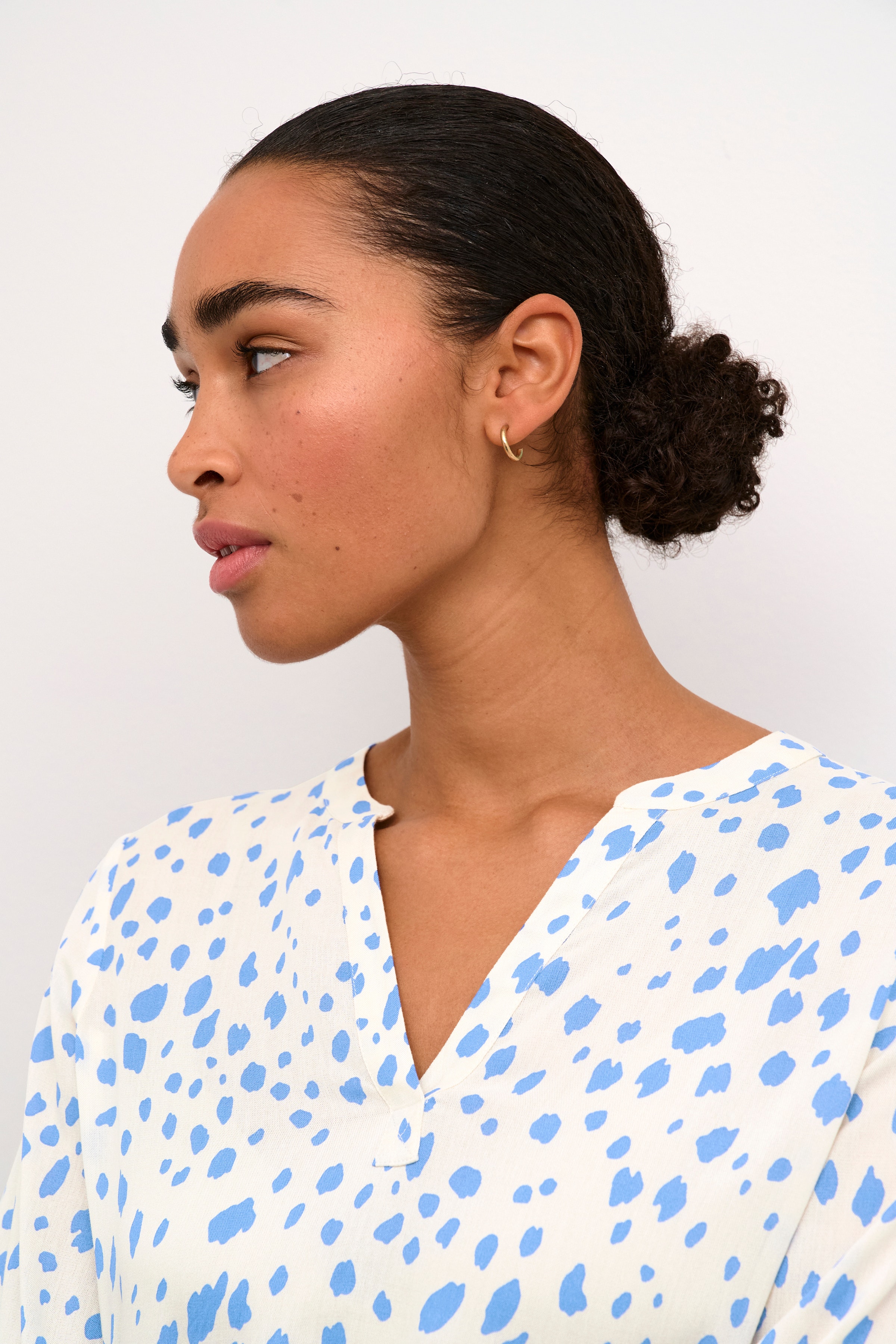 KAclaire Bluse LOOKBOOK DETAIL 10508704-106366