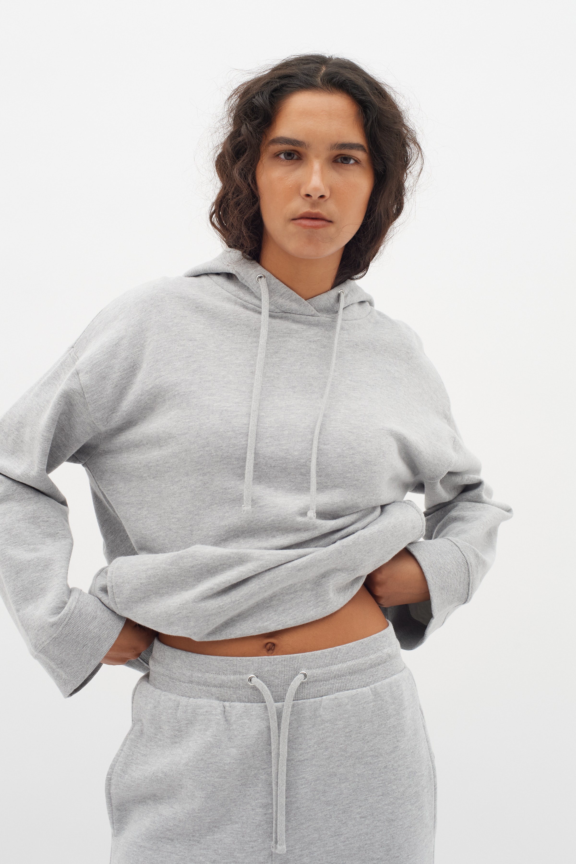 Lane Base Sweatshirt LOOKBOOK FRONT 30109548-300584