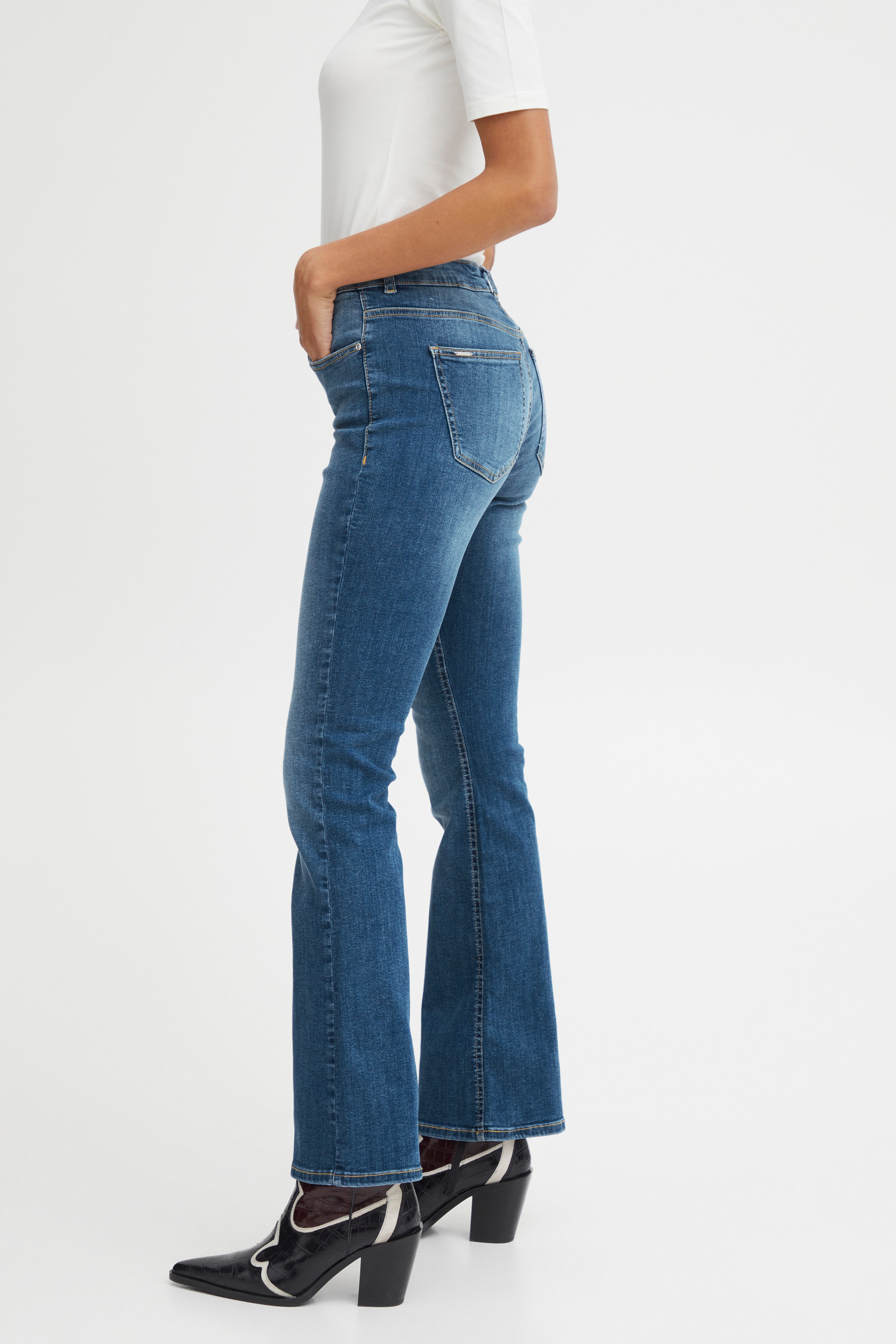 BYLOLA Jeans LOOKBOOK FRONT 20807439-200460