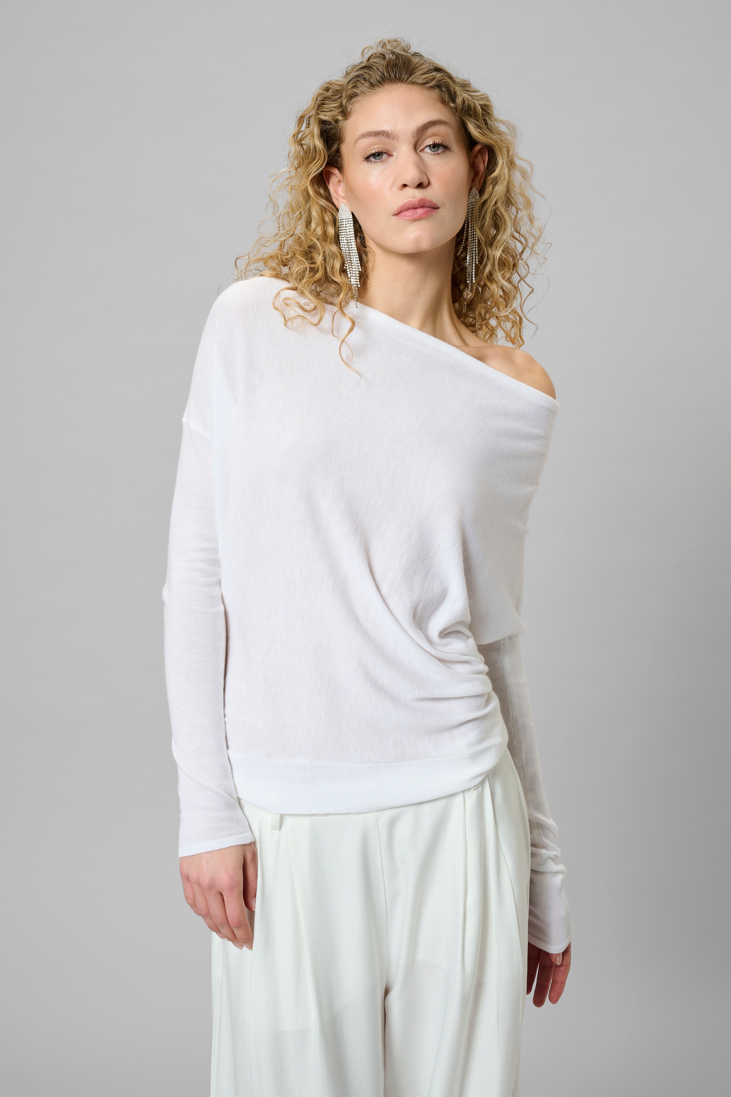 MWPolly Pullover LOOKBOOK FRONT 10705397-110602