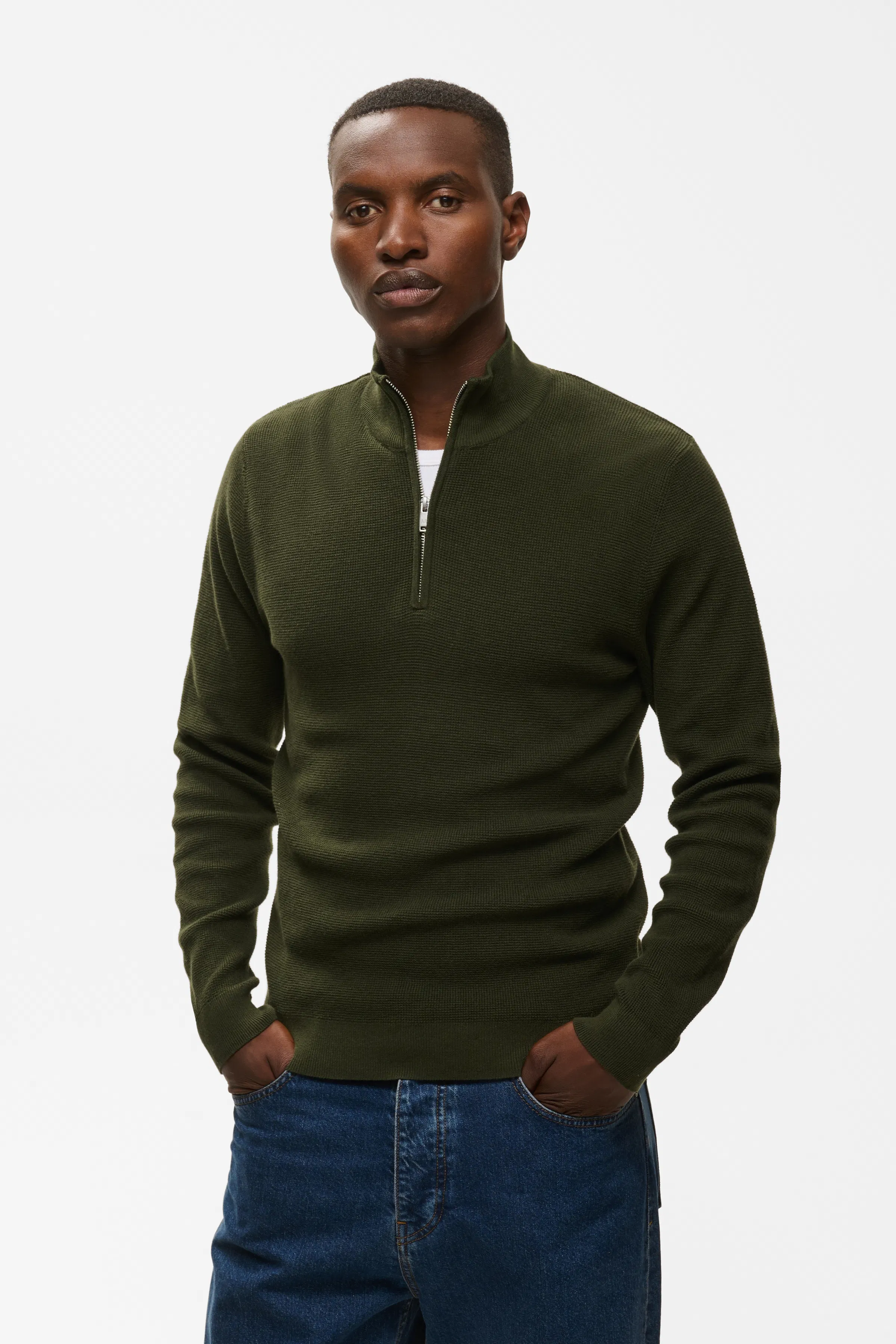 MAlagoon Half-Zip Pullover PACK FRONT 30207192-190509
