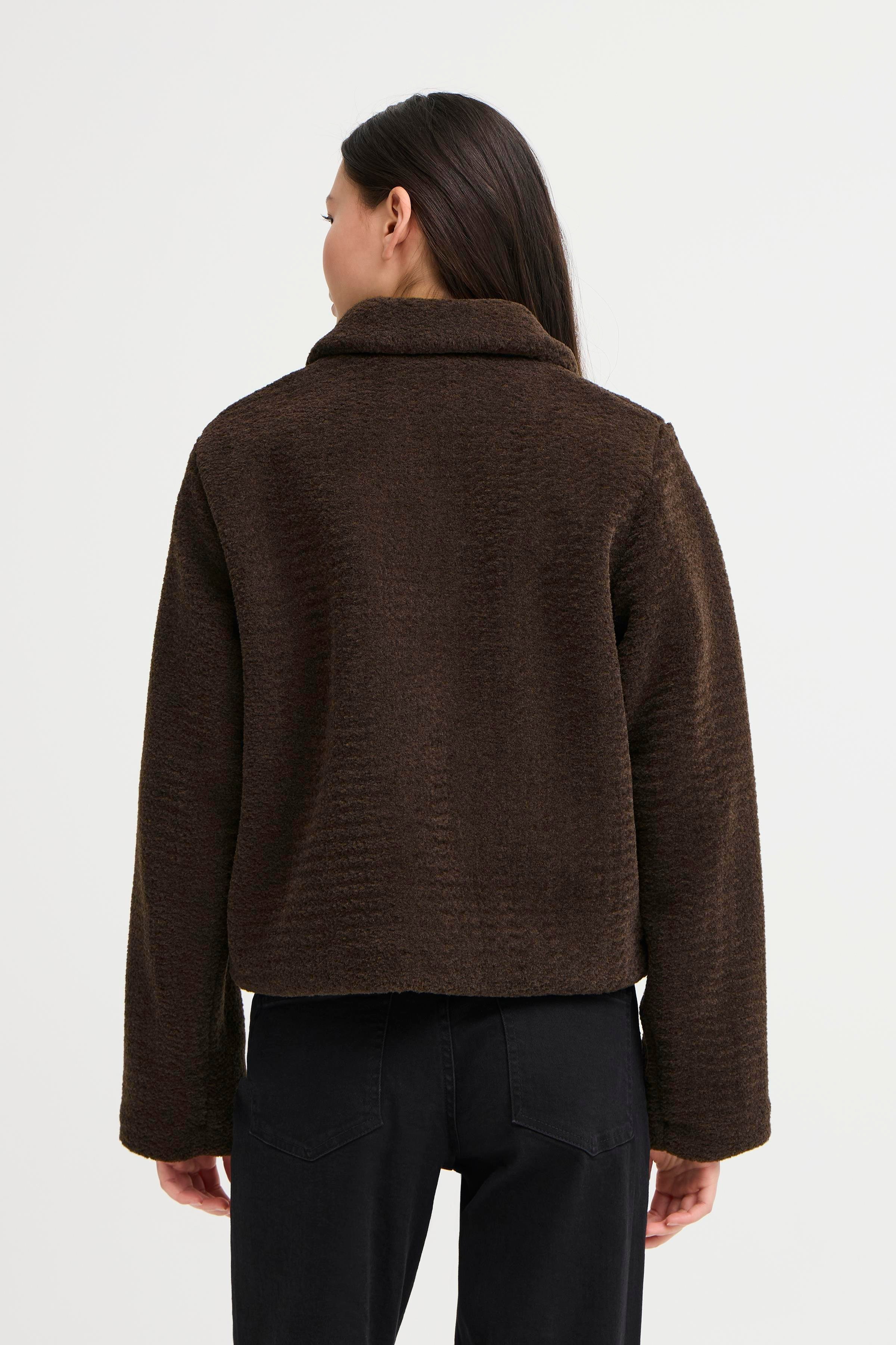 IHHATAVO Oberbekleidung LOOKBOOK BACK 20123091-191109