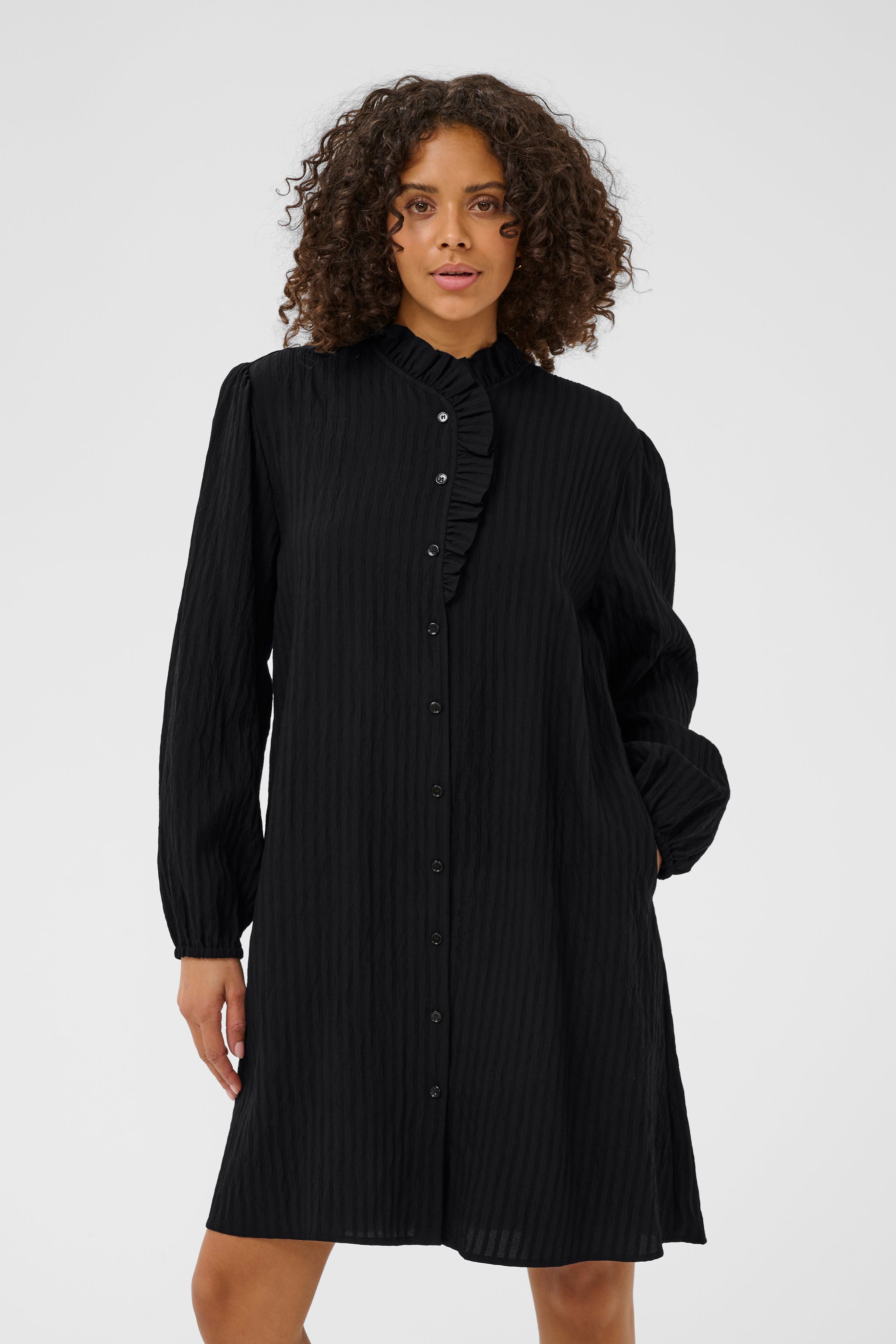 KAsuma Kjole LOOKBOOK BACK 10511190-100121