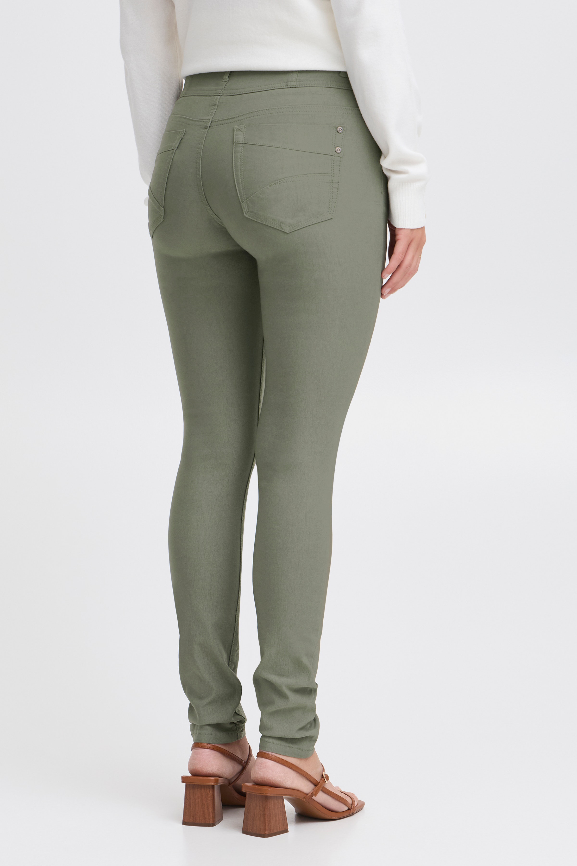 FRZALIN Trousers LOOKBOOK FRONT 601749-185806