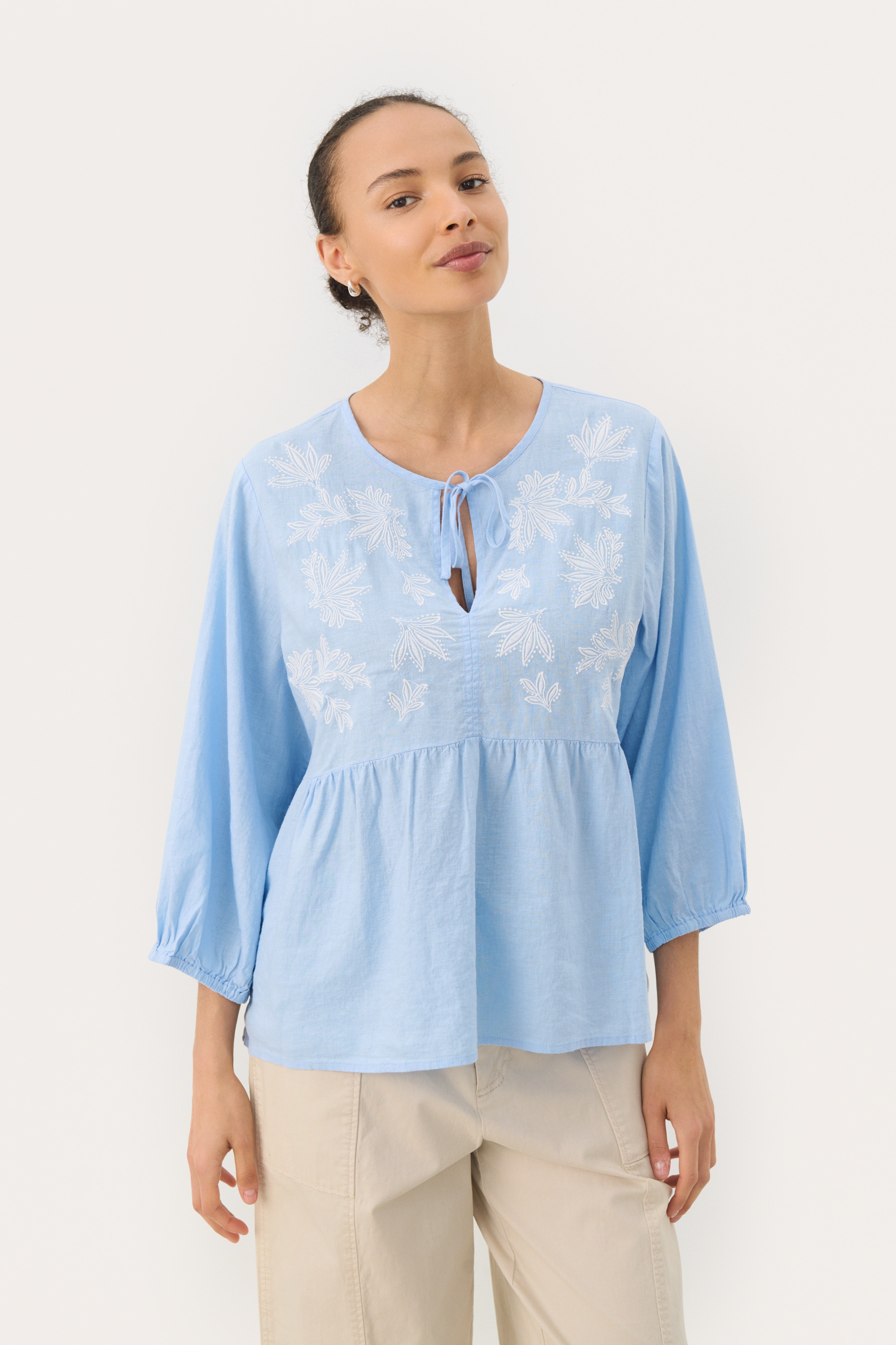 GwendinaPW Bluse LOOKBOOK FRONT 30310106-302979