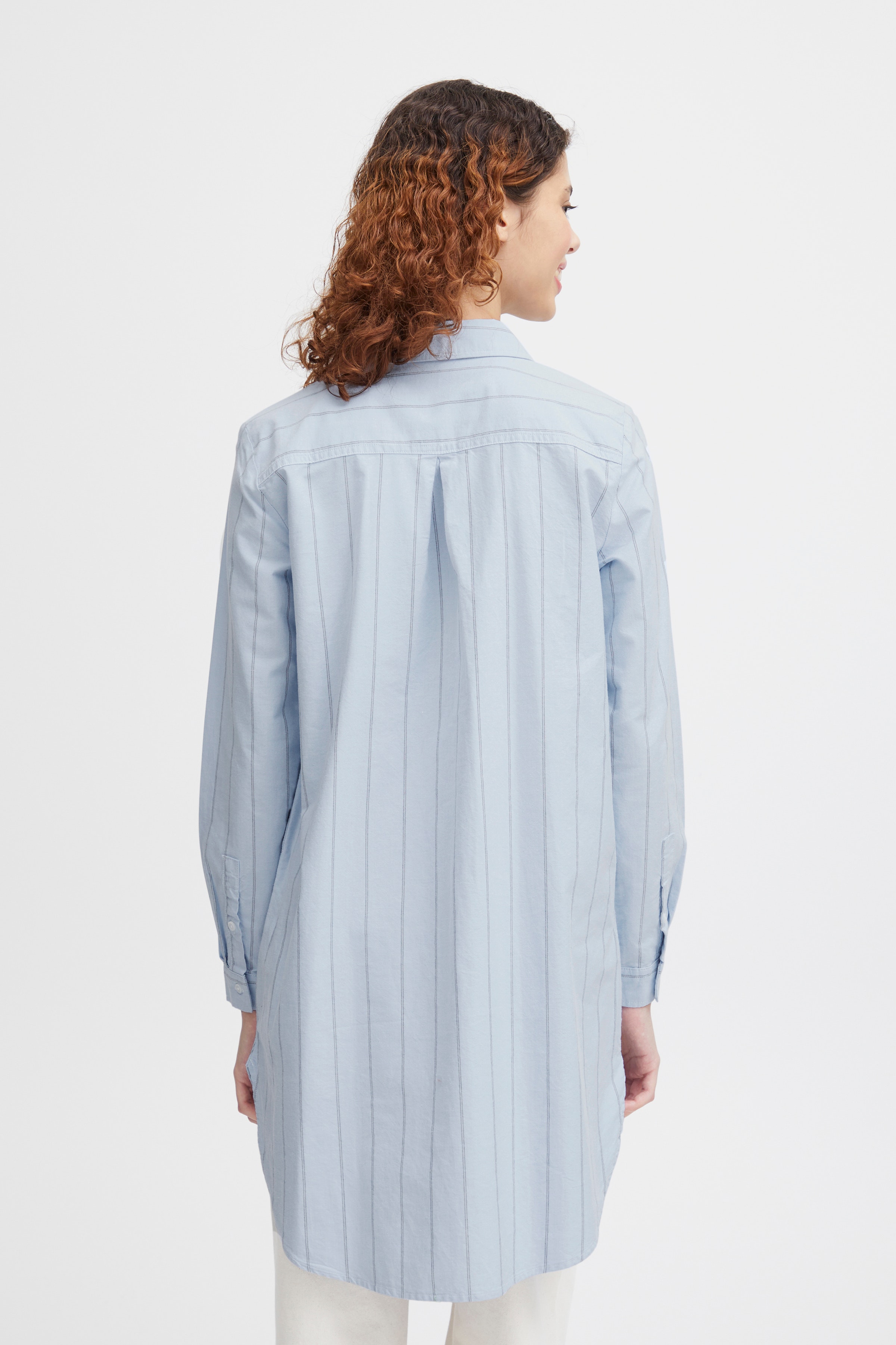 BYINLUVA Kjole LOOKBOOK BACK 20814570-202675