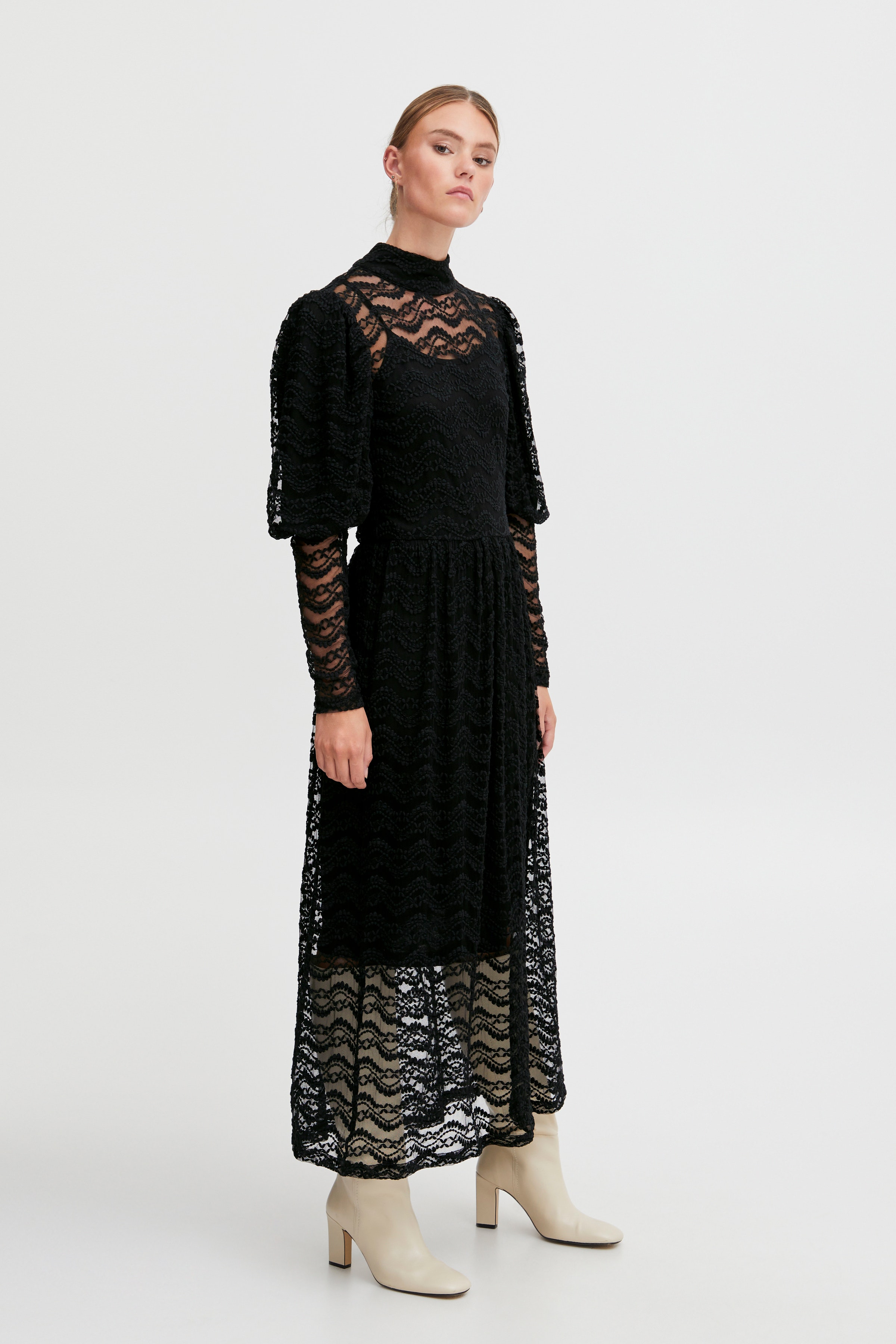 PZEJA Kjole LOOKBOOK FRONT 50207127-193911