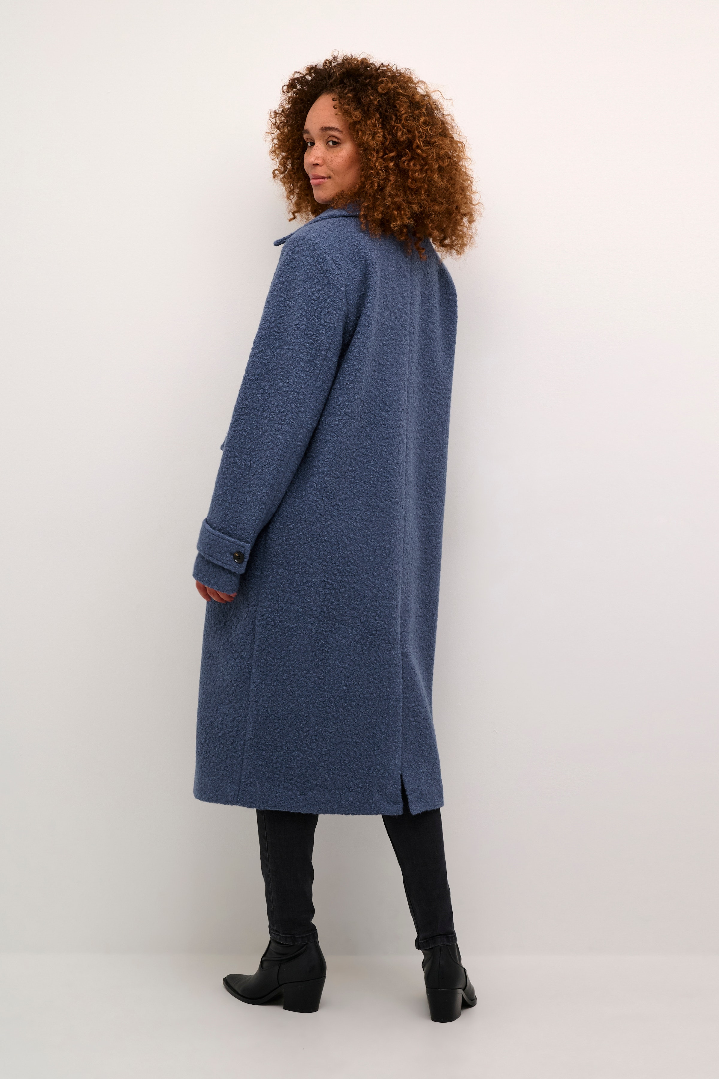 KAannelise Coat LOOKBOOK BACK 10508770-193928