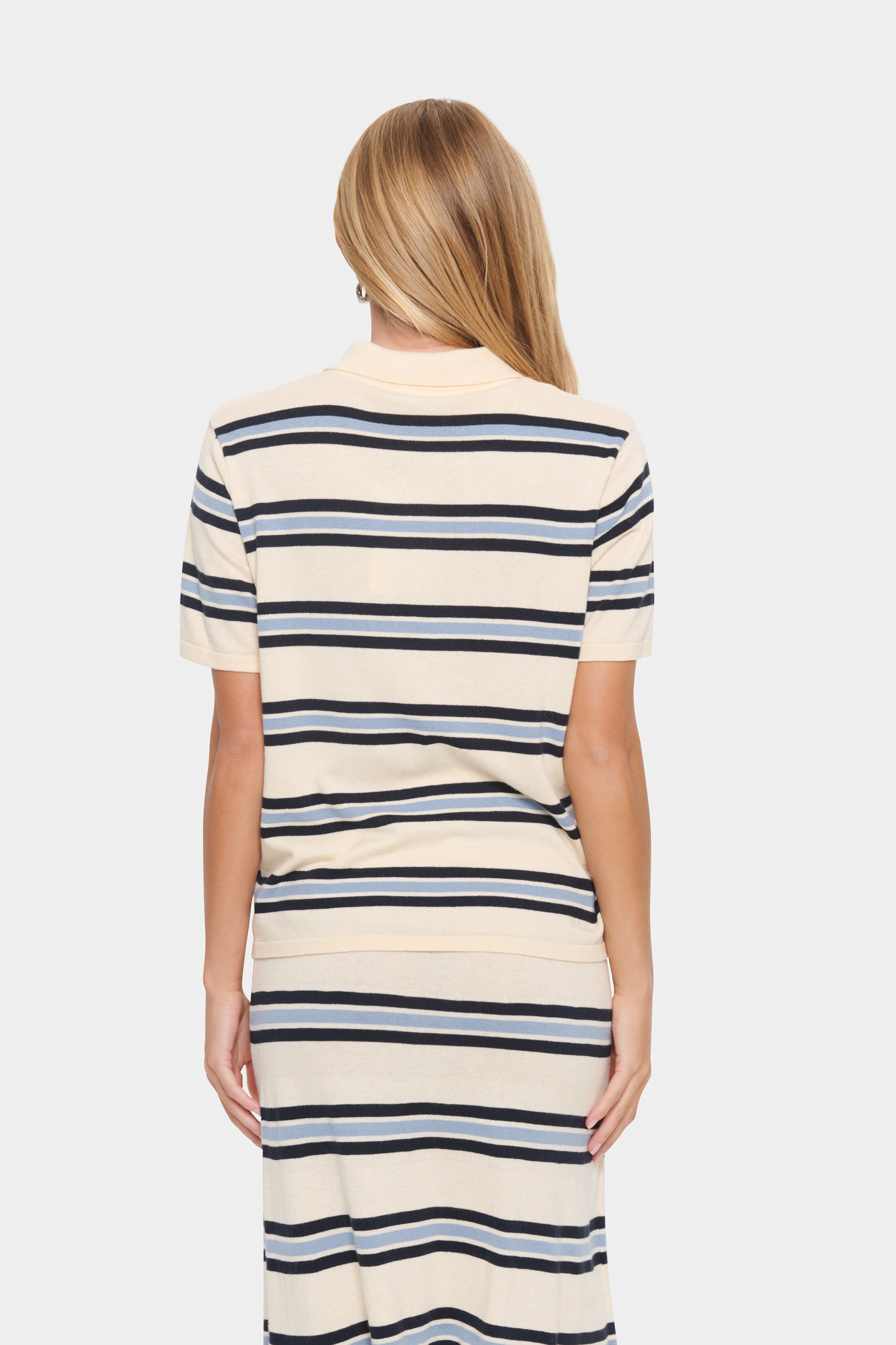 LuviaSZ Pullover LOOKBOOK BACK 30514231-164021