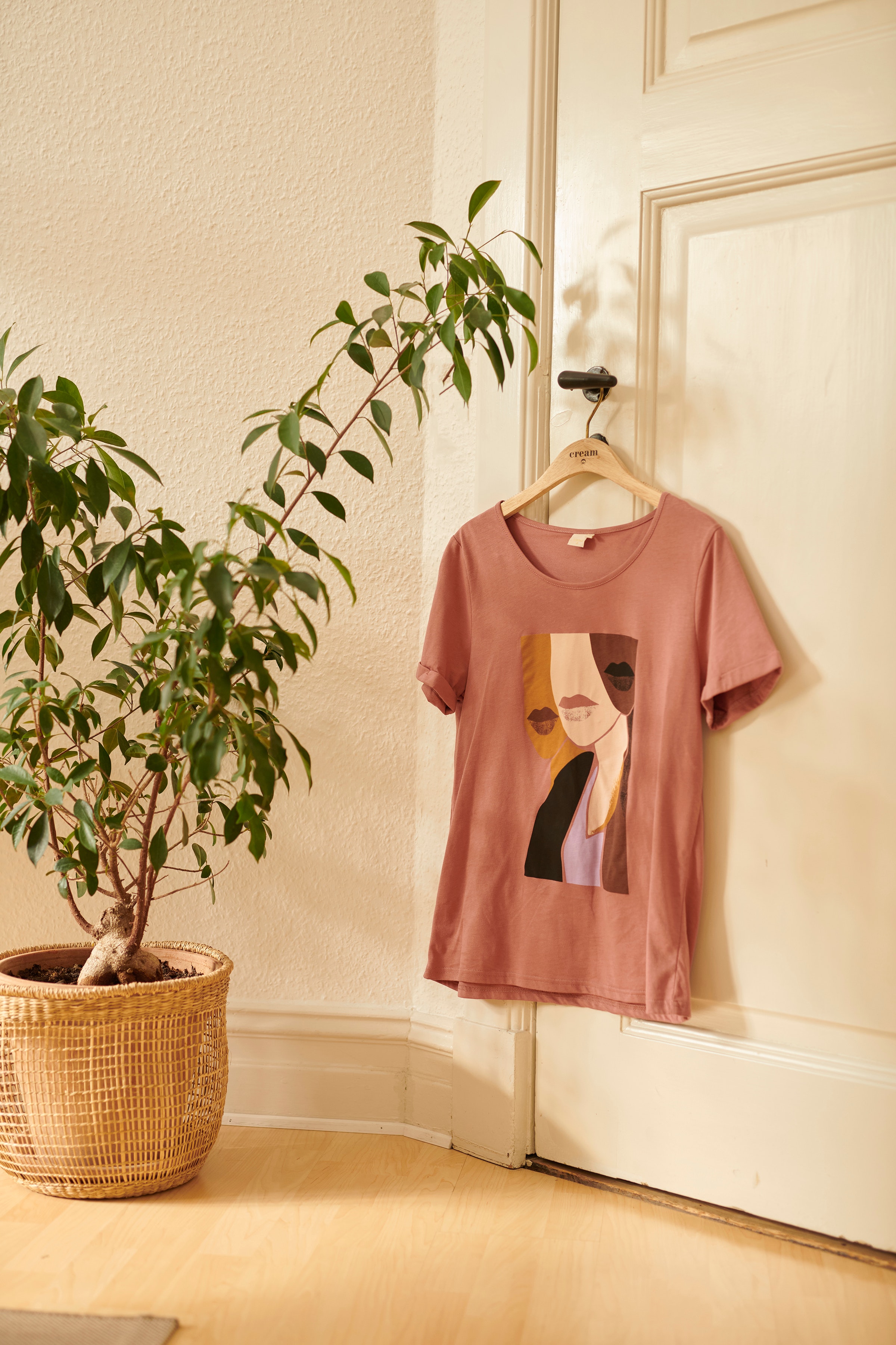 CRRory T-shirt LOCATION NONE 10608590-181435