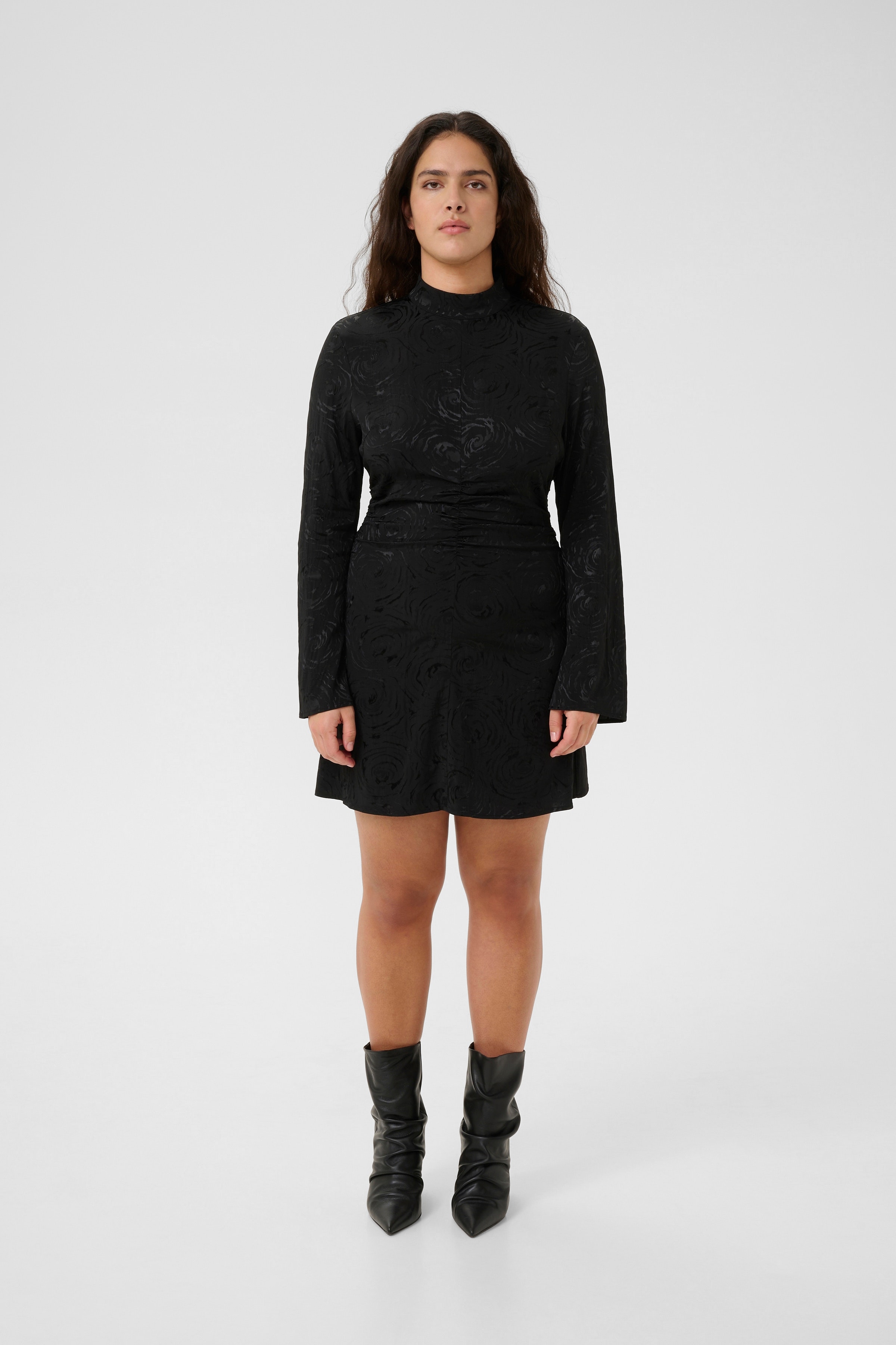 GZrosia Kleid LOOKBOOK FRONT 10910606-100017