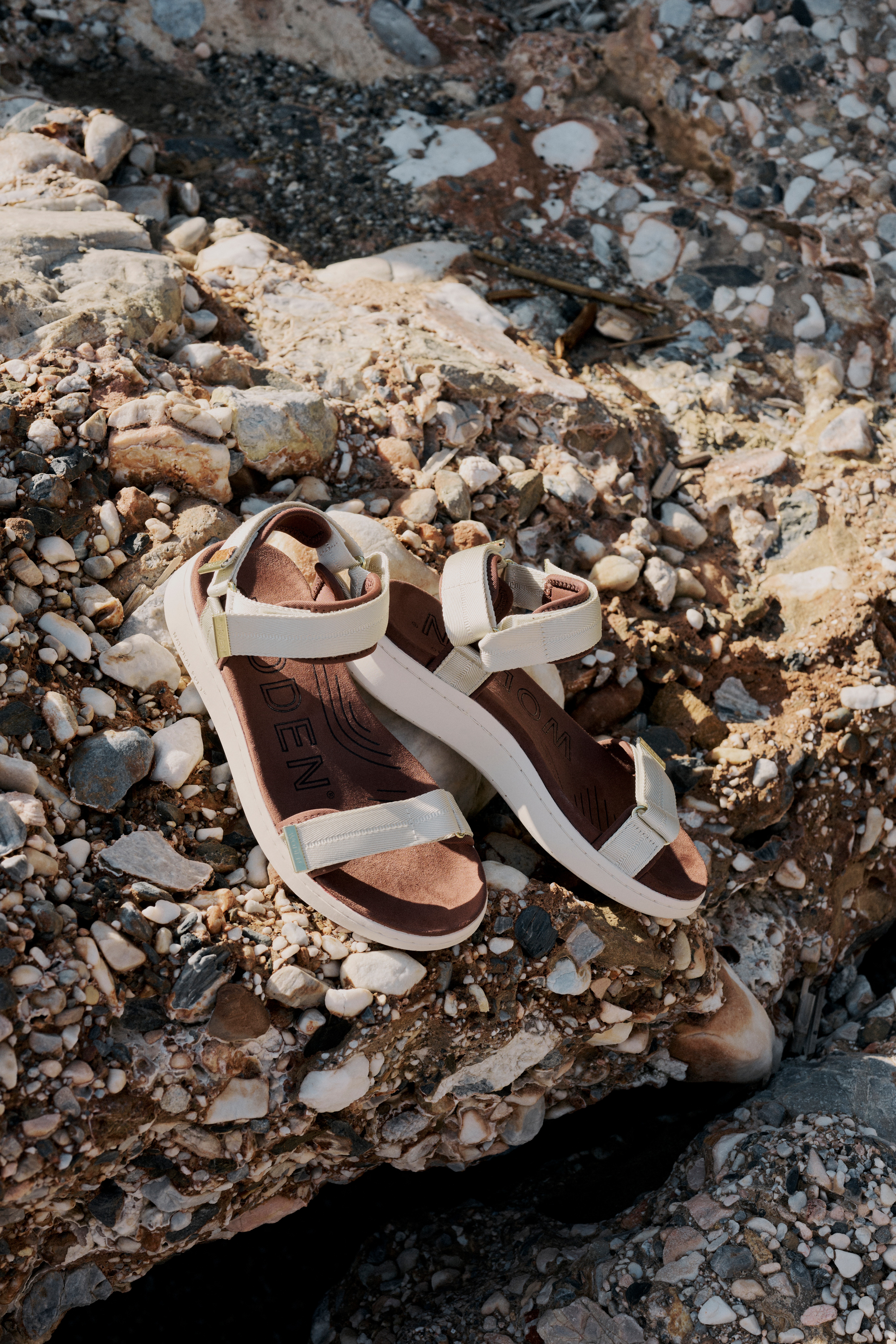 Line Sandaler LOCATION NONE 40550696-400610